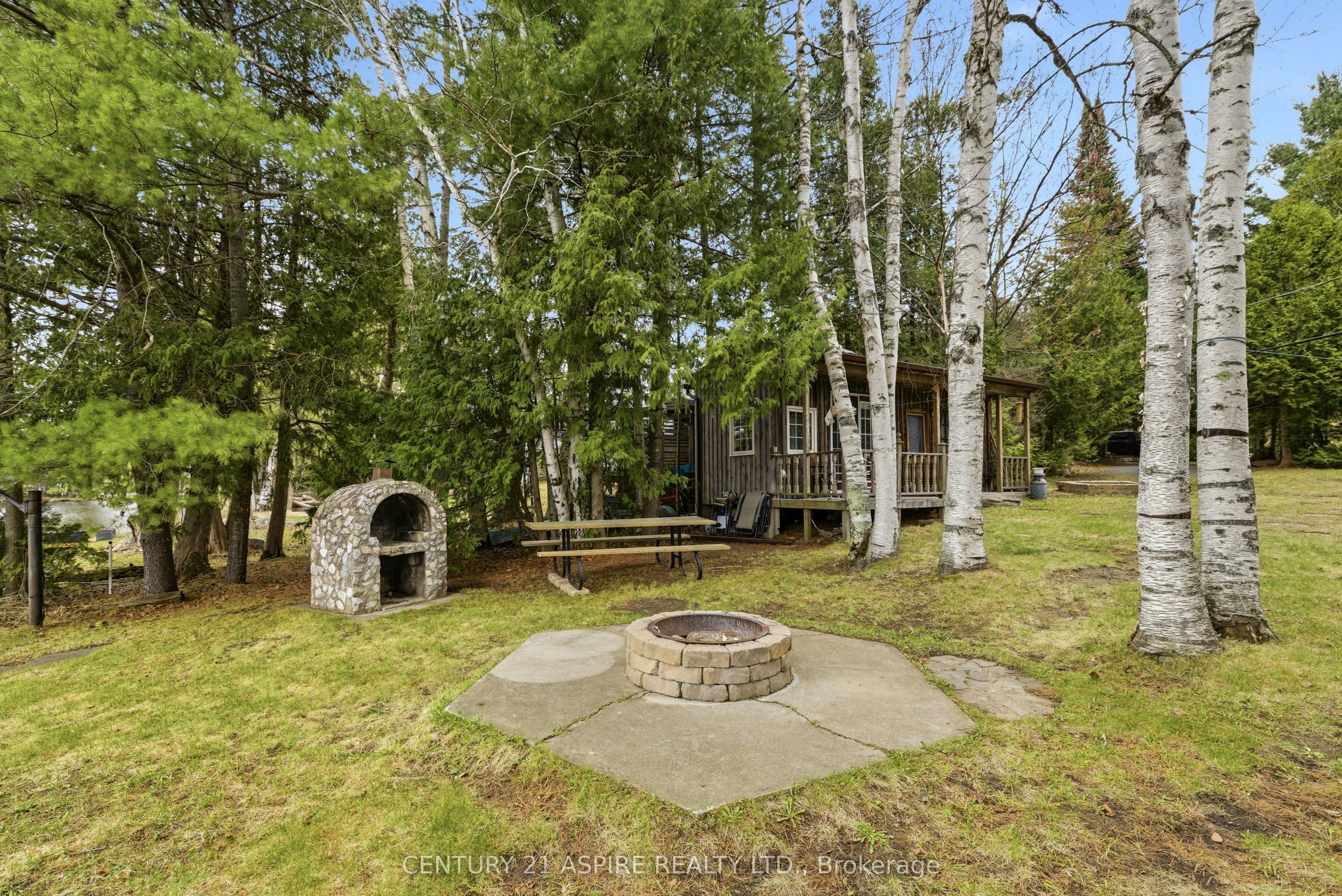 1023 Perry Point Lane Property Photo 31