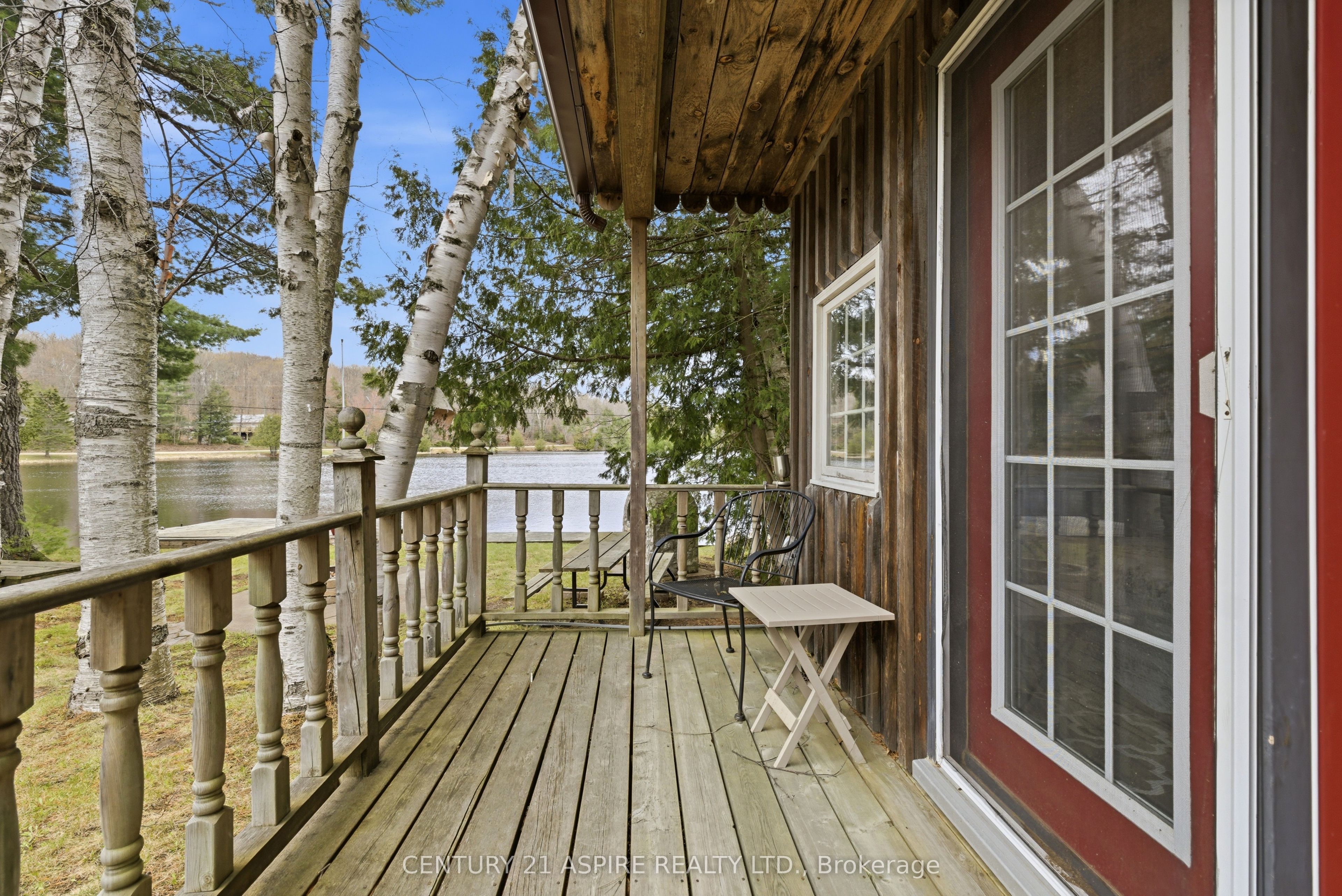 1023 Perry Point Lane Property Photo 33