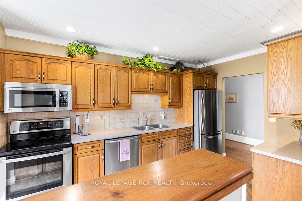 6122 Ninth Line Property Photo 10
