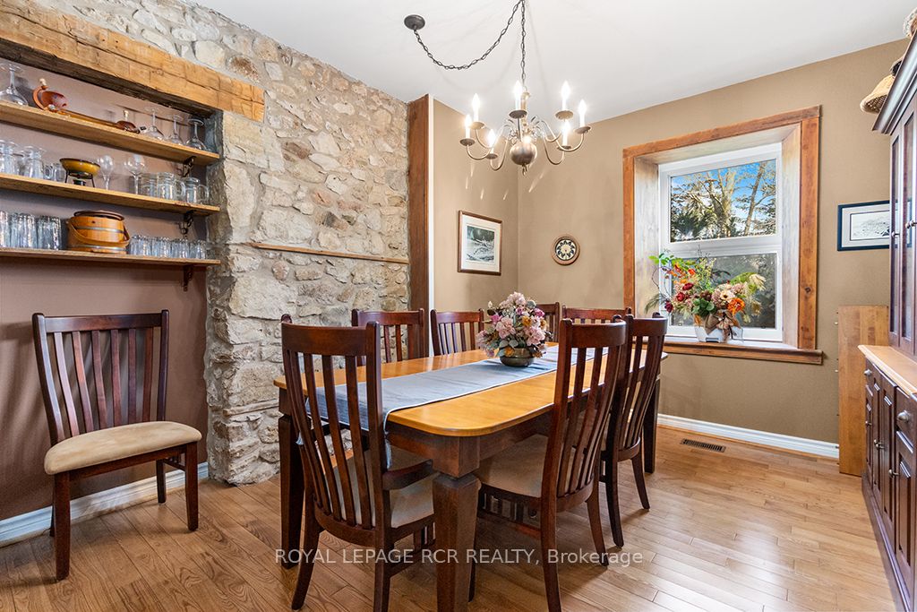 6122 Ninth Line Property Photo 17