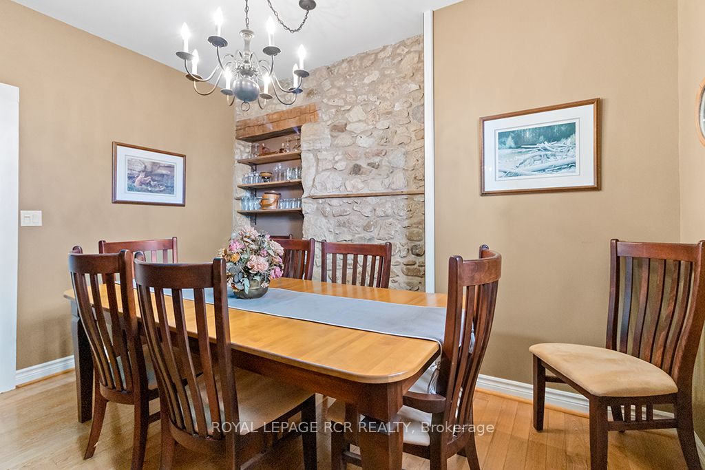 6122 Ninth Line Property Photo 18