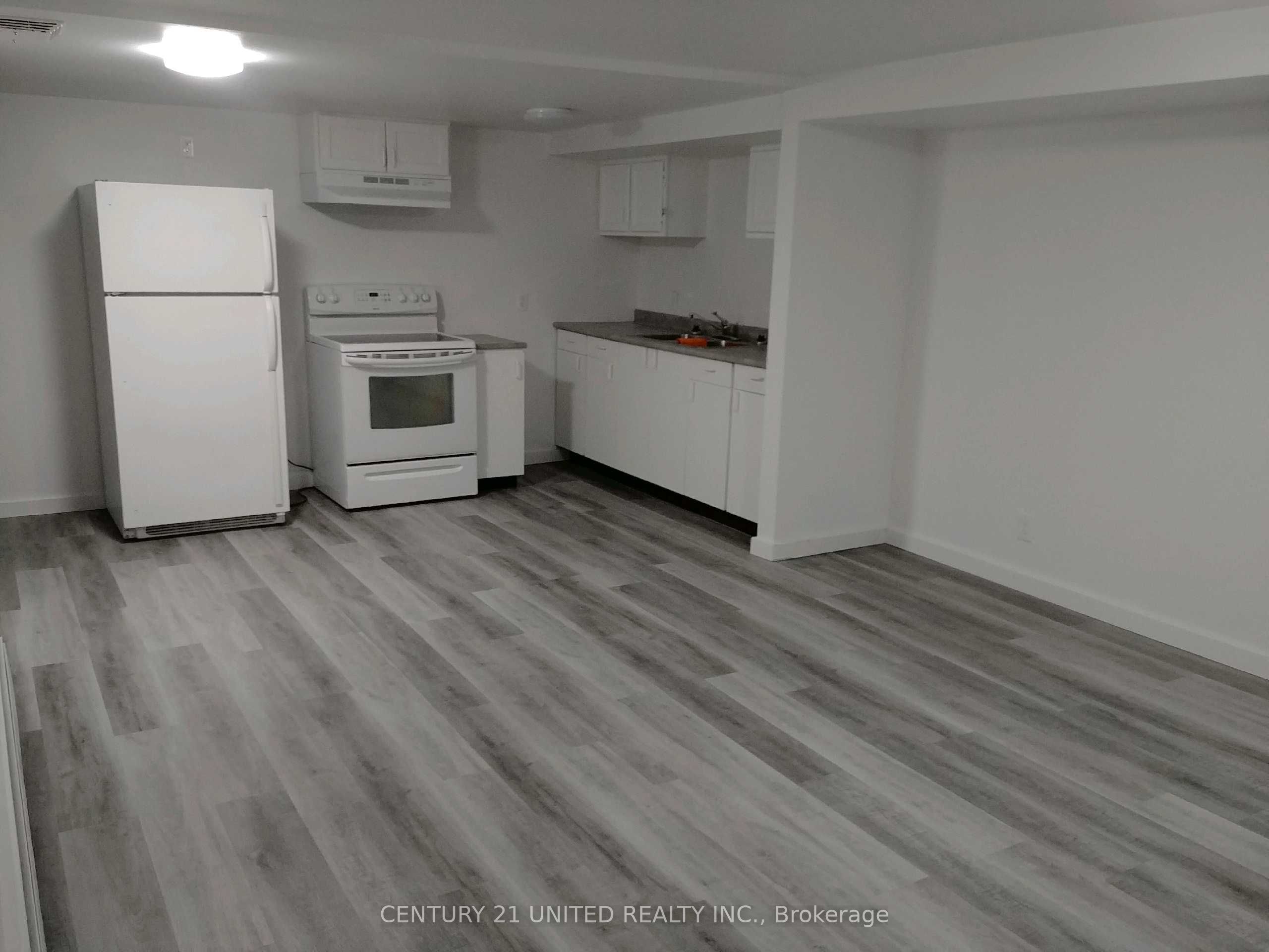 41-43 King Street E Property Photo 23