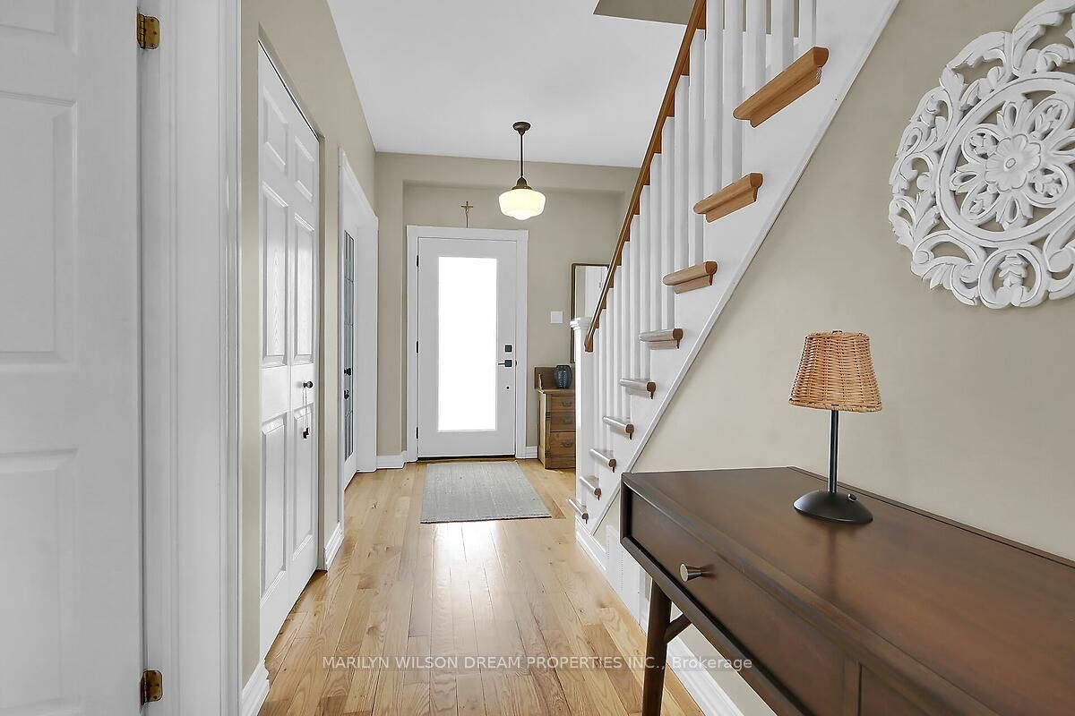3276 Barlow Crescent Property Photo 18