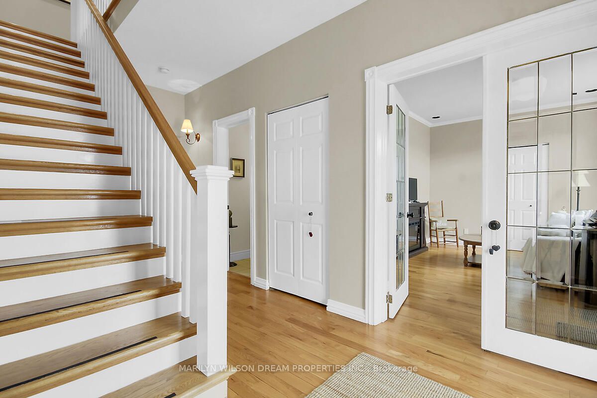 3276 Barlow Crescent Property Photo 19