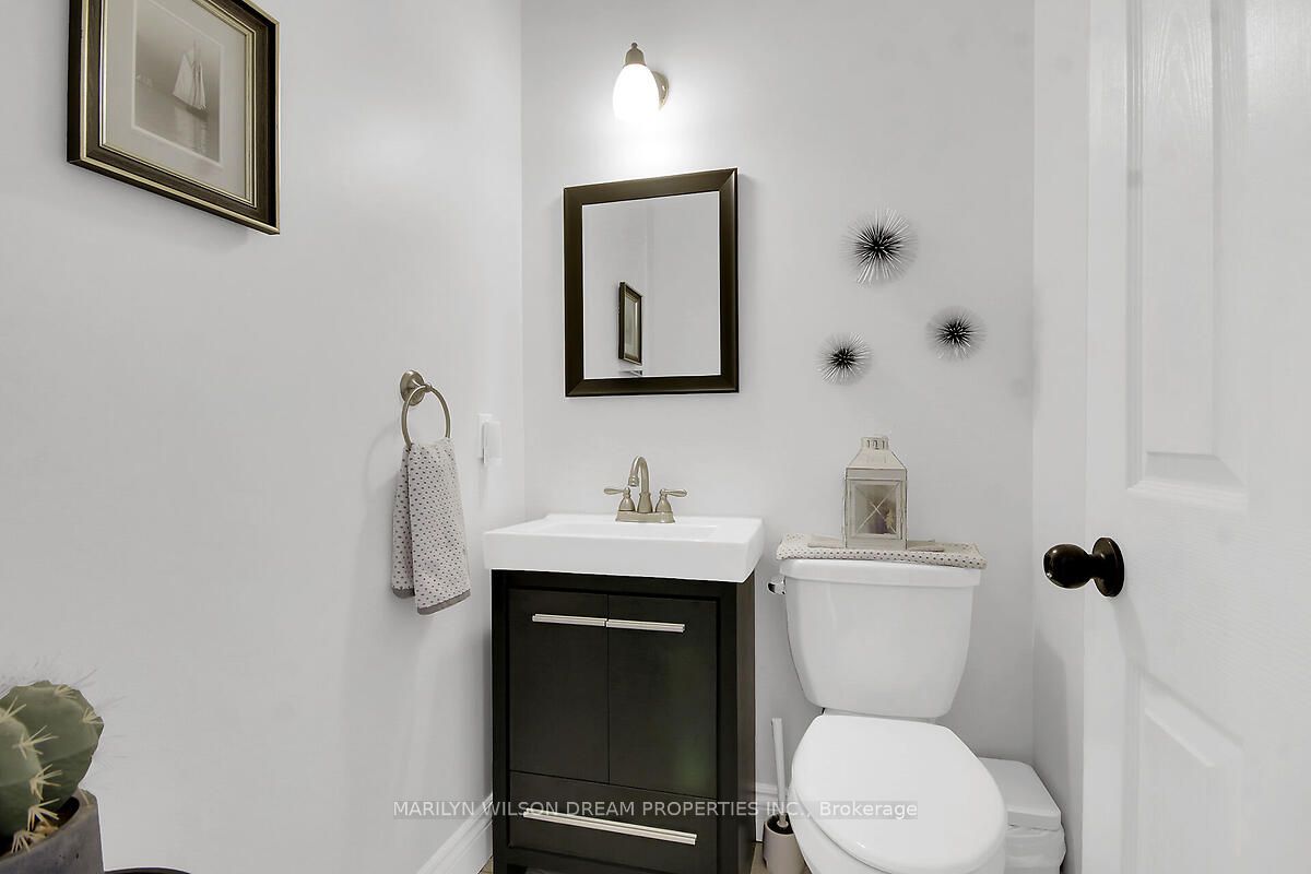 3276 Barlow Crescent Property Photo 23