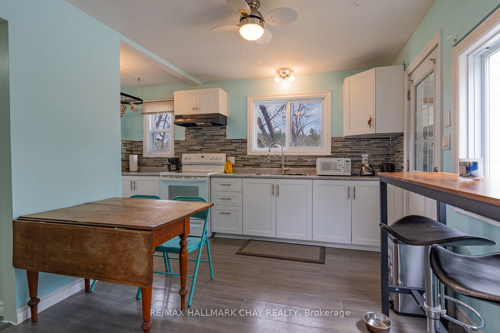 6 Dickson Street Property Photo 6