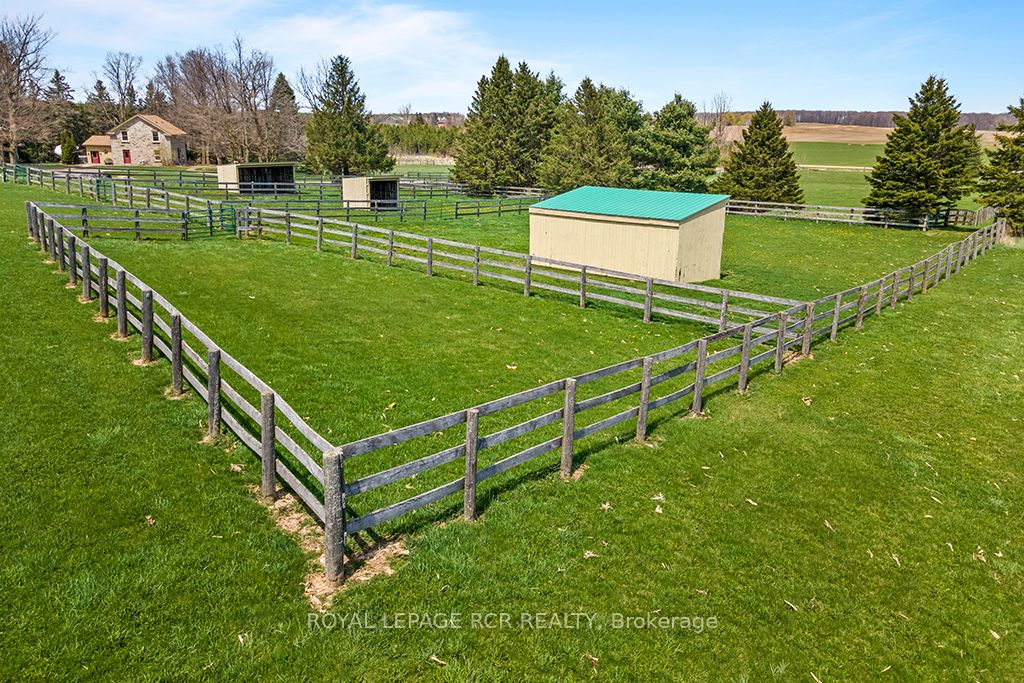 6122 Ninth Line Property Photo 10