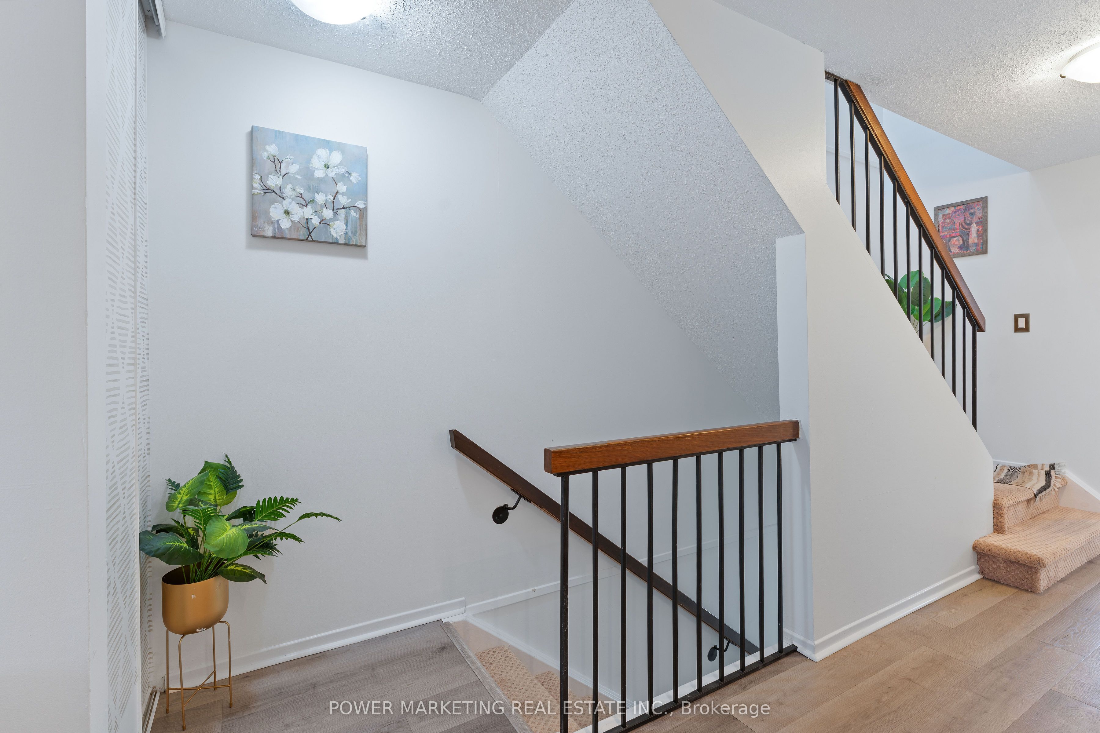 6702 Jeanne D'arc Boulevard N B Property Photo 20