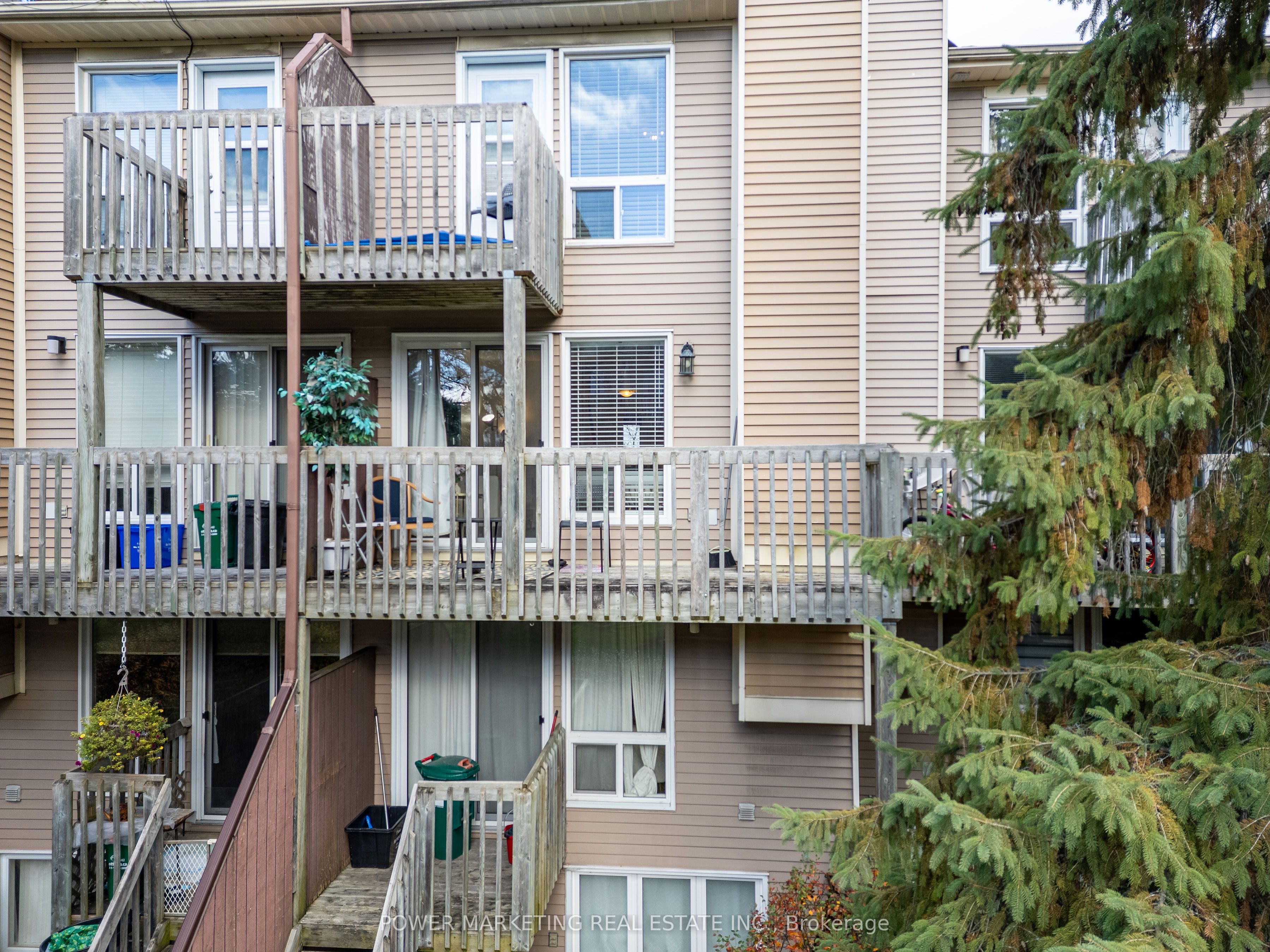 6702 Jeanne D'arc Boulevard N B Property Photo 21