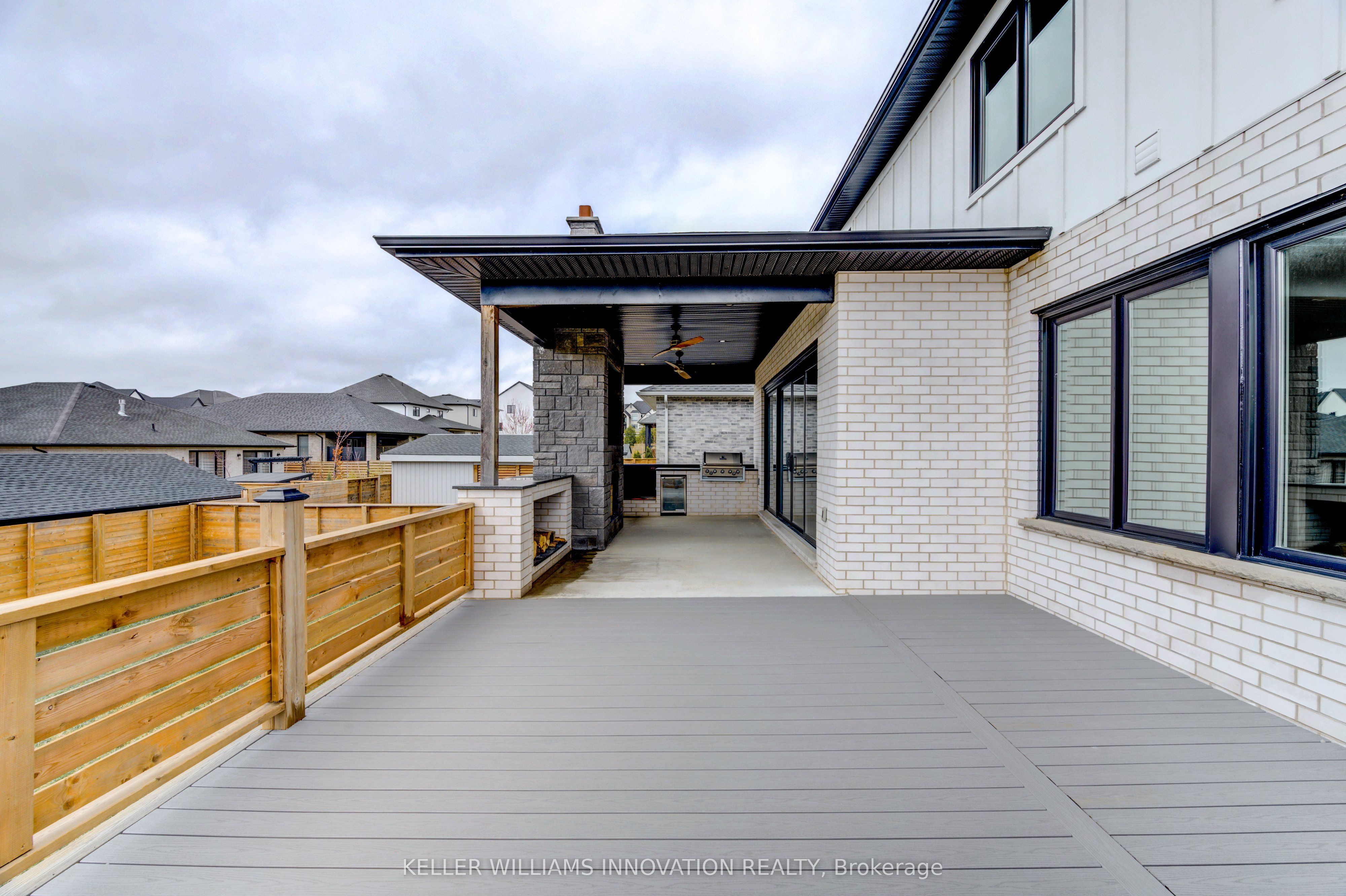 8 Edgeview Crescent W Property Photo 19
