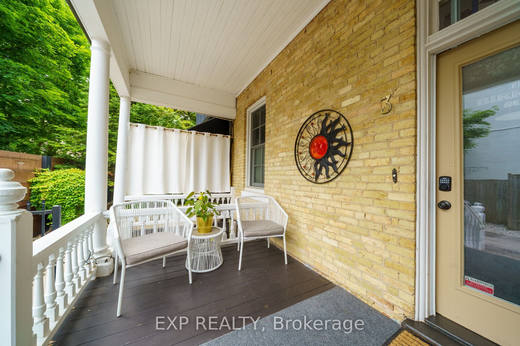 80 Barton Street 3 Property Photo 8