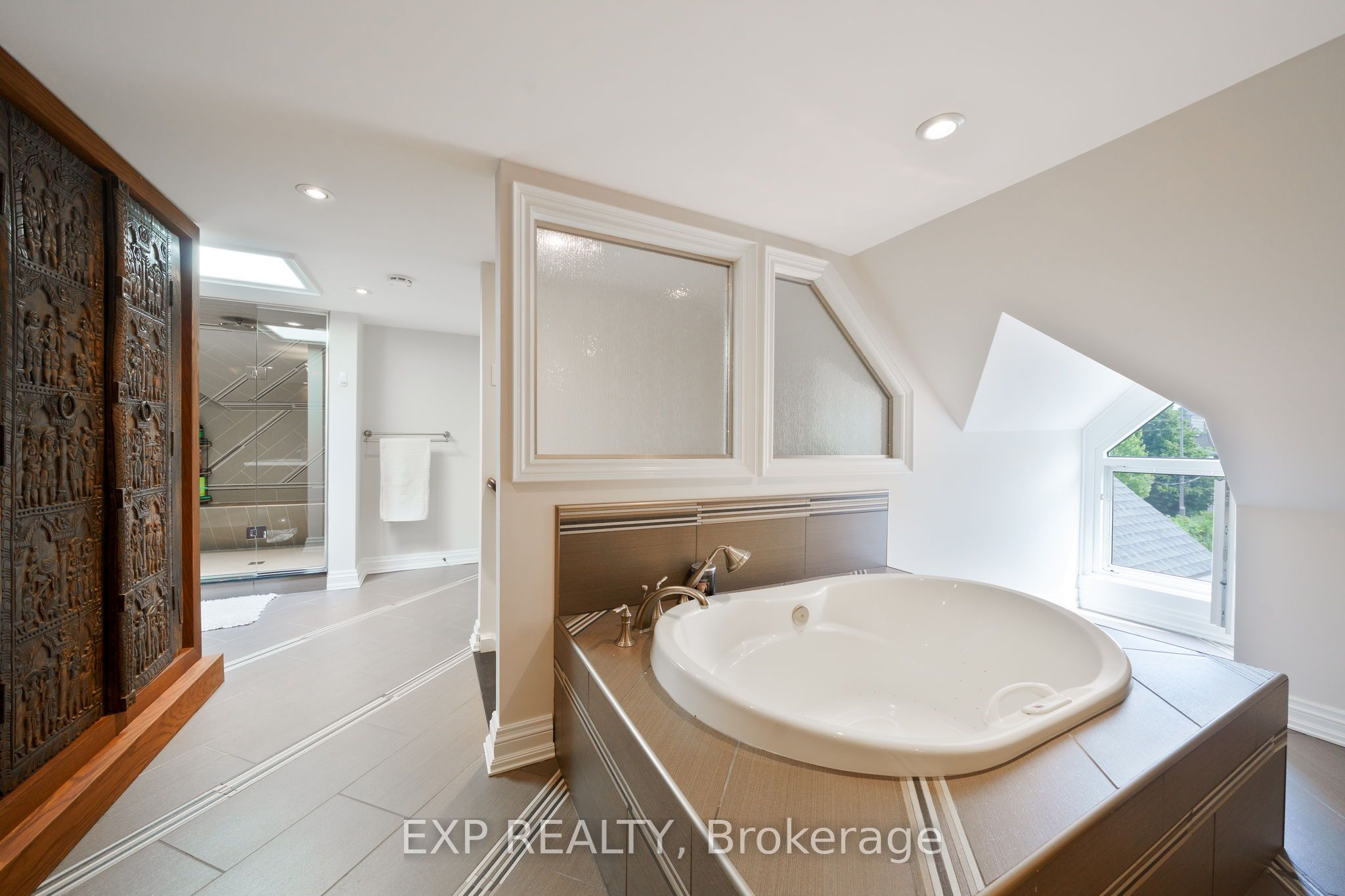 80 Barton Street 3 Property Photo 27