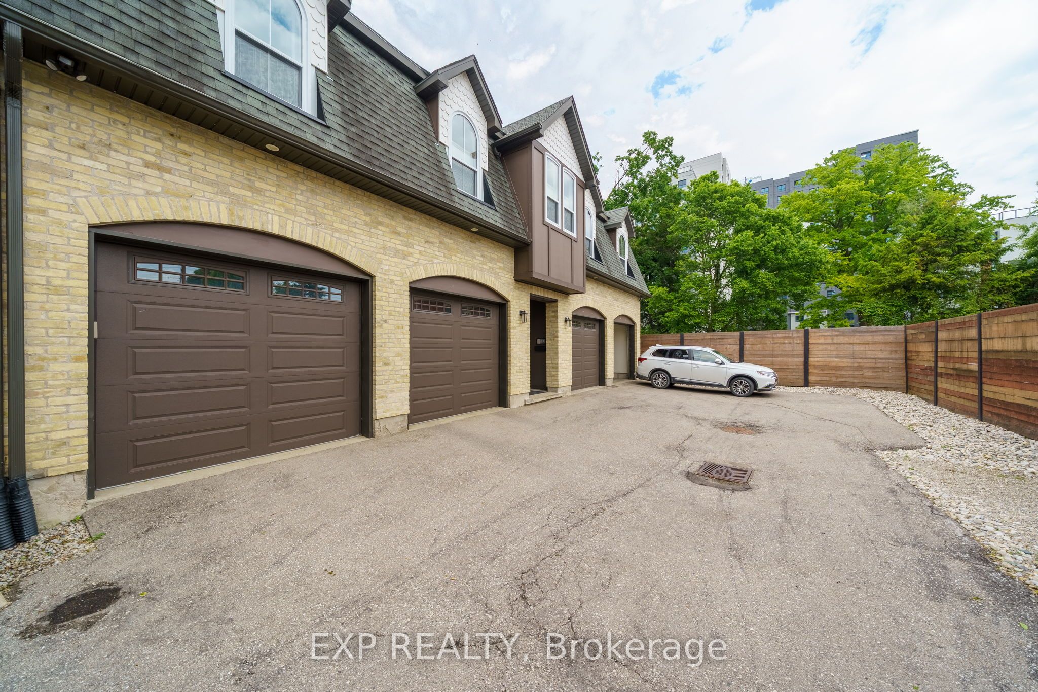 80 Barton Street 3 Property Photo 29