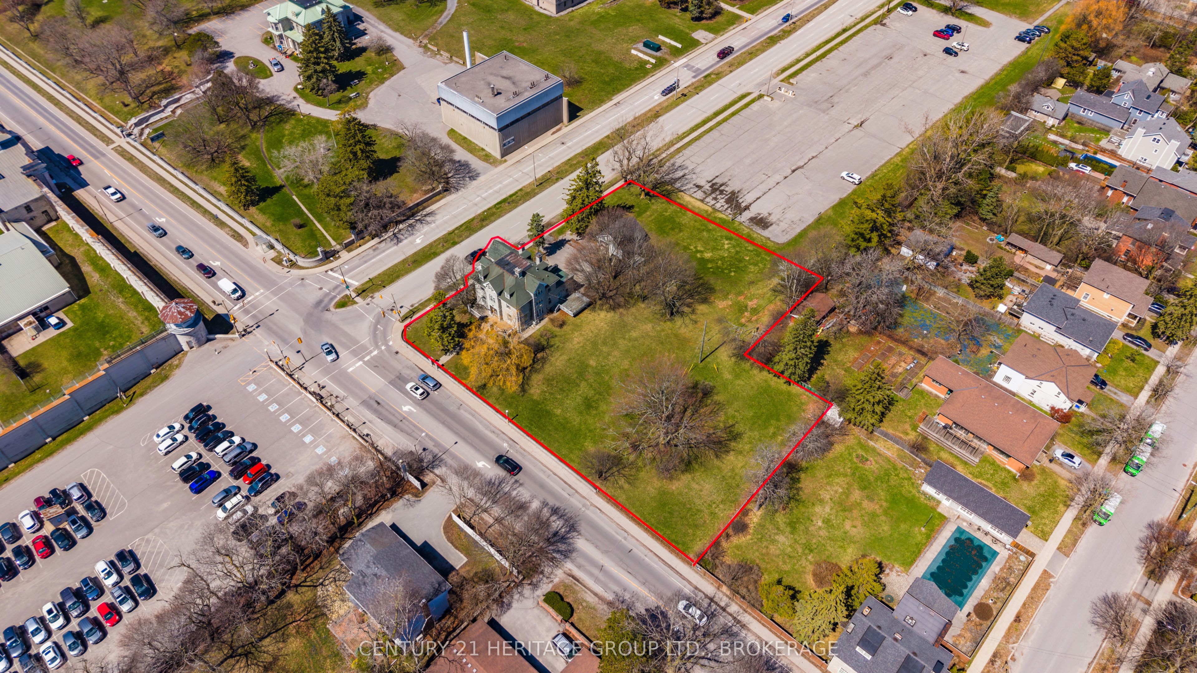 525 King Street W Property Photo 15