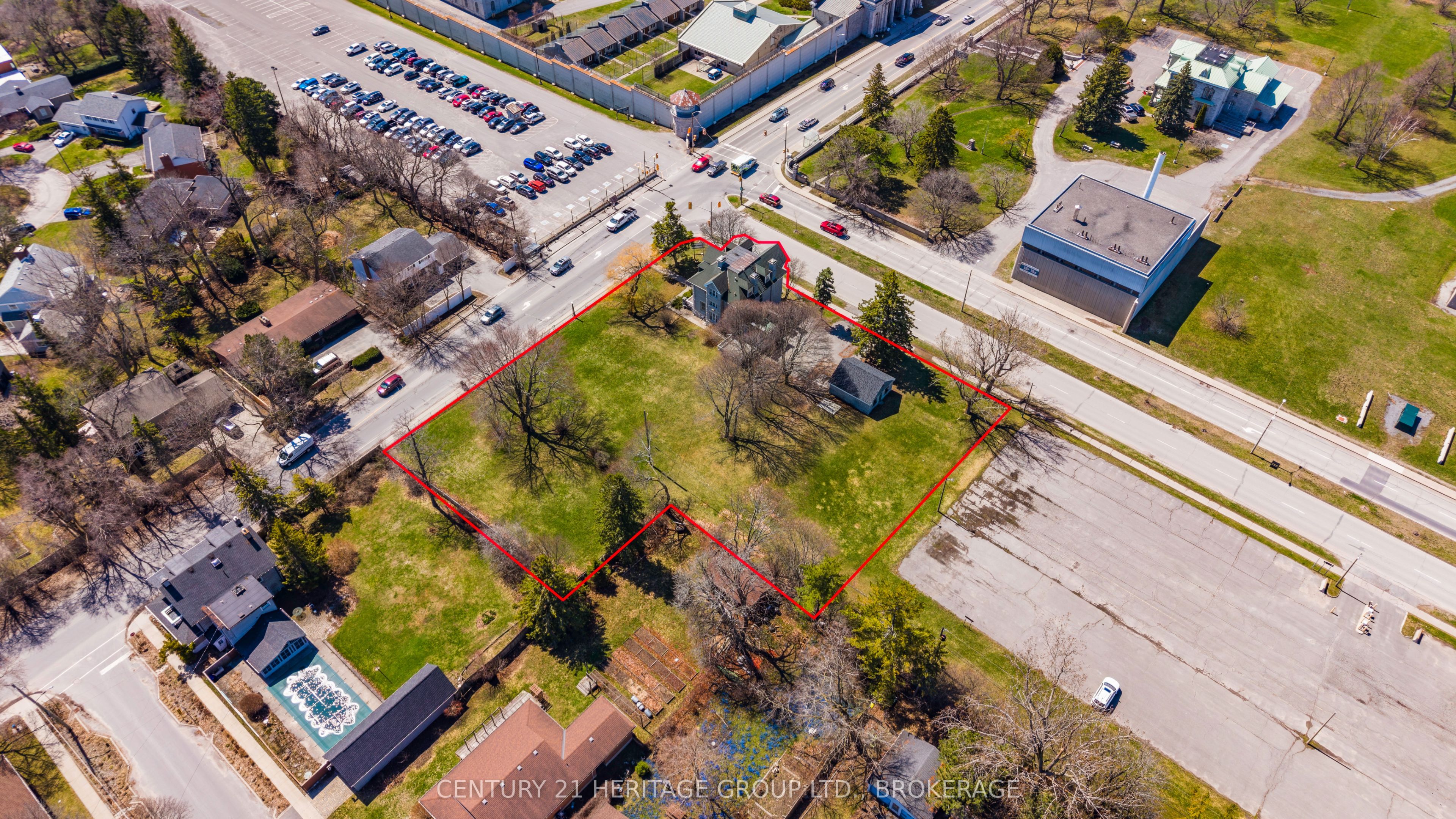 525 King Street W Property Photo 17
