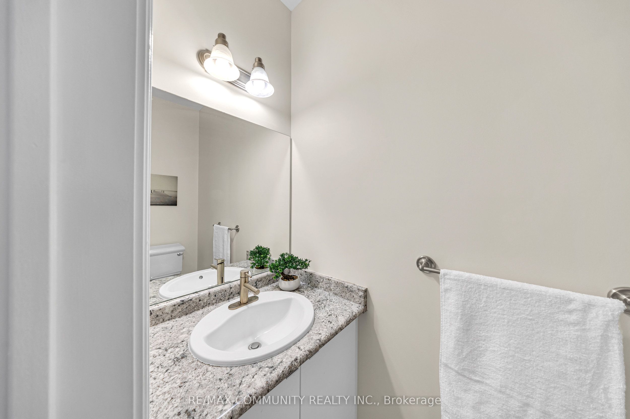 78 Alcorn Drive Property Photo 8