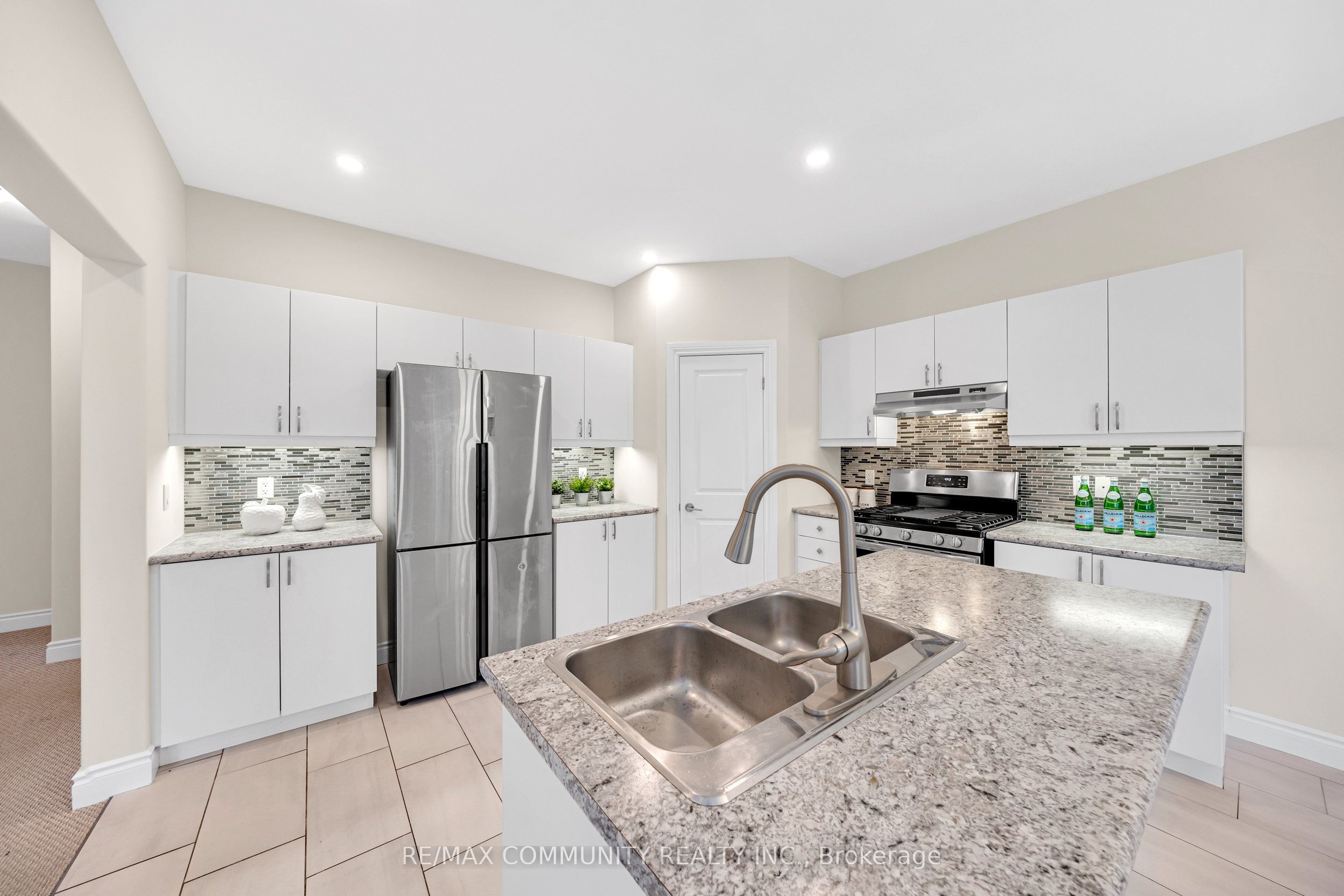 78 Alcorn Drive Property Photo 22