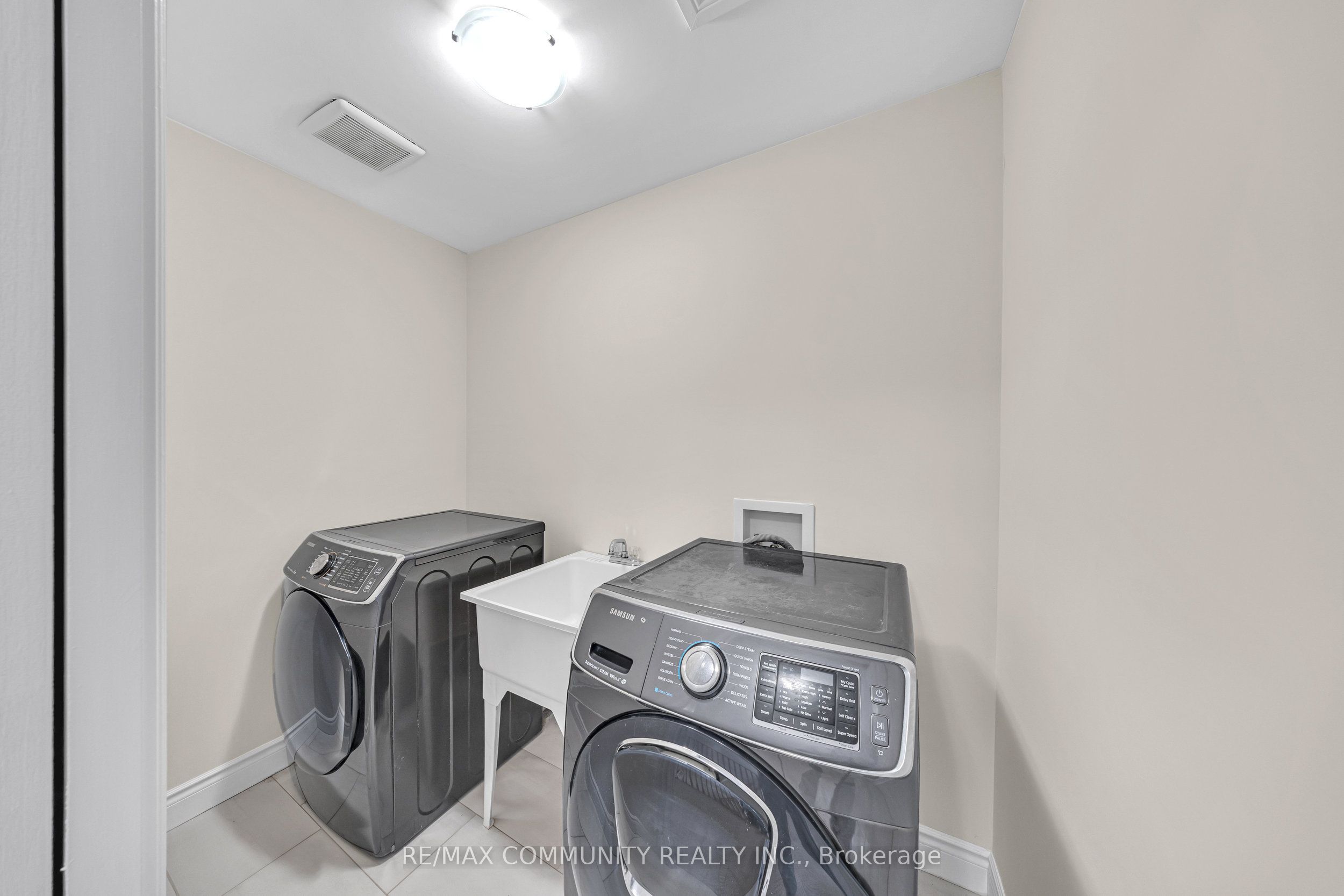 78 Alcorn Drive Property Photo 32