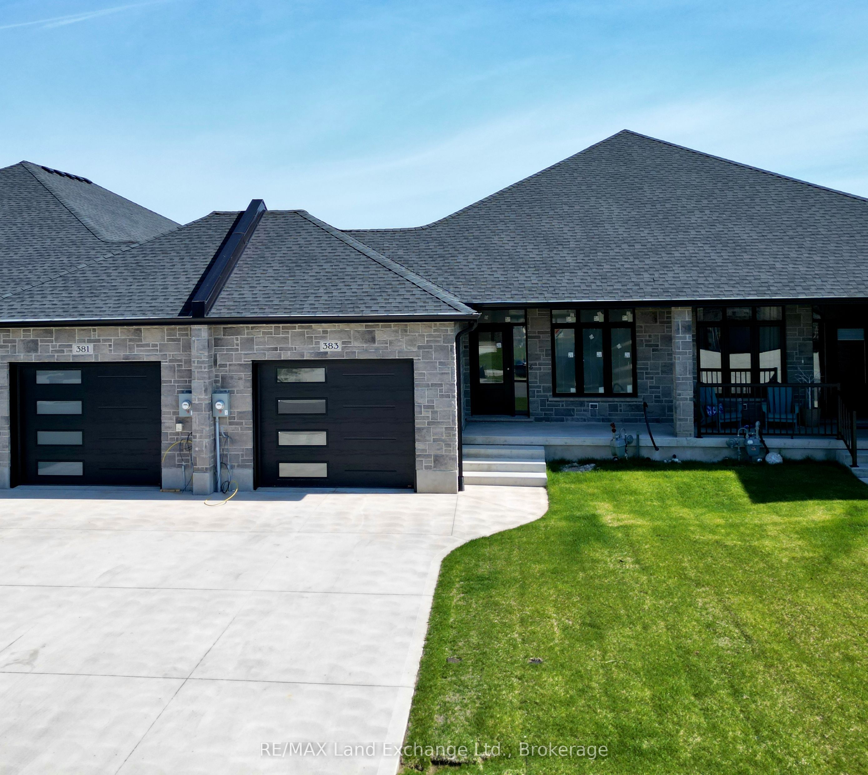 383 Rosner Drive Property Photo 1