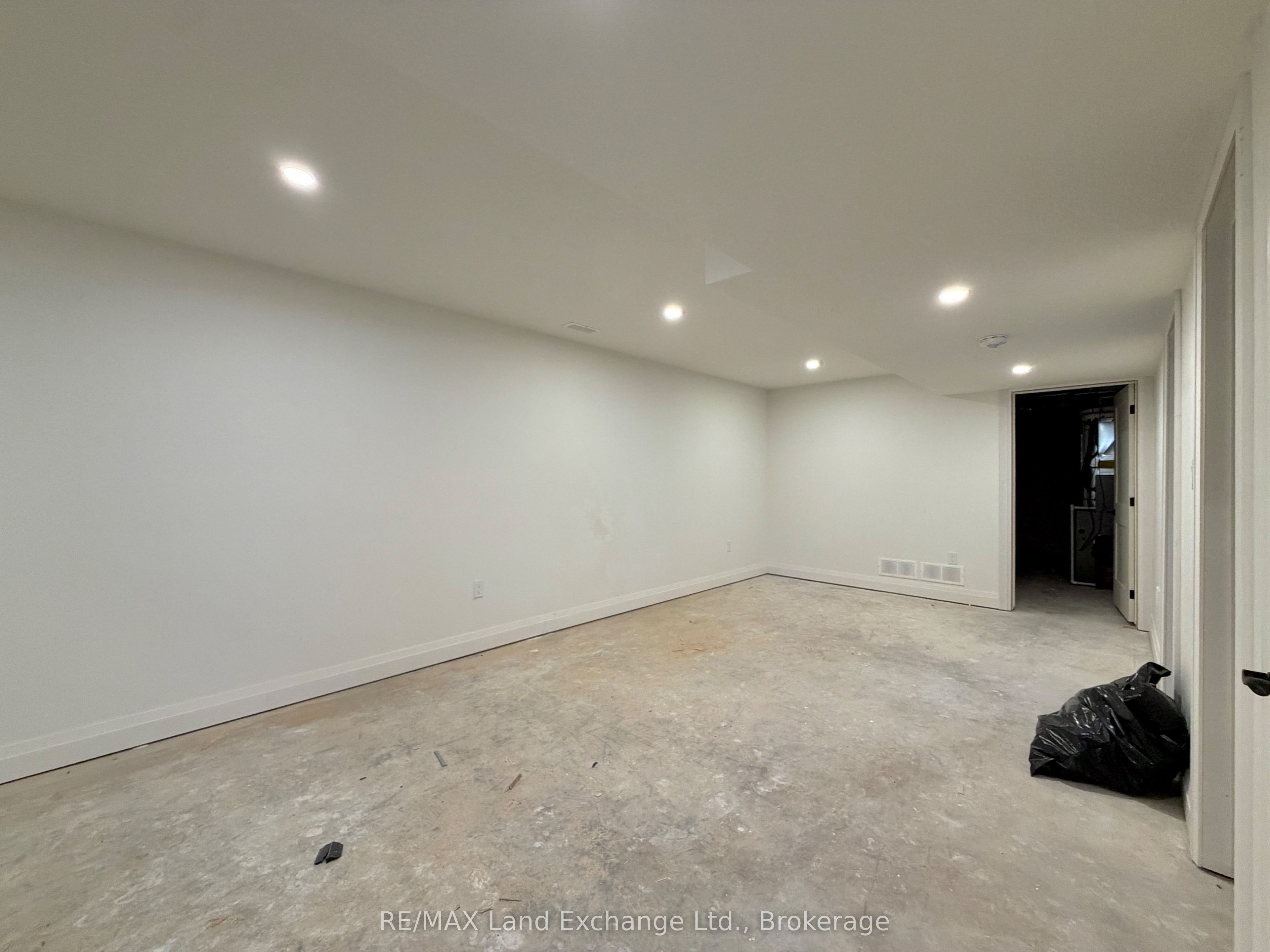 383 Rosner Drive Property Photo 10