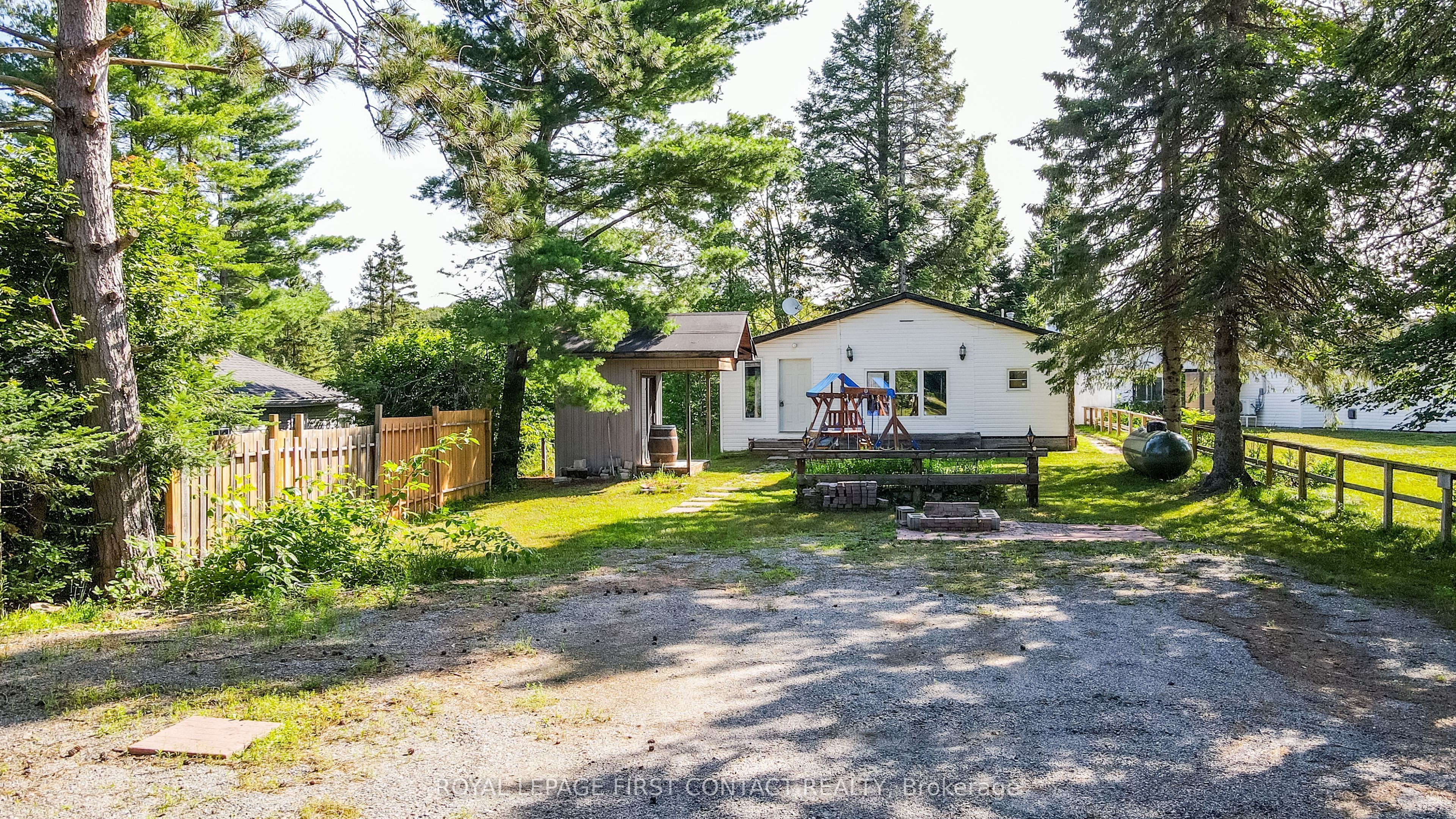 1088 Colony Road Property Photo 1