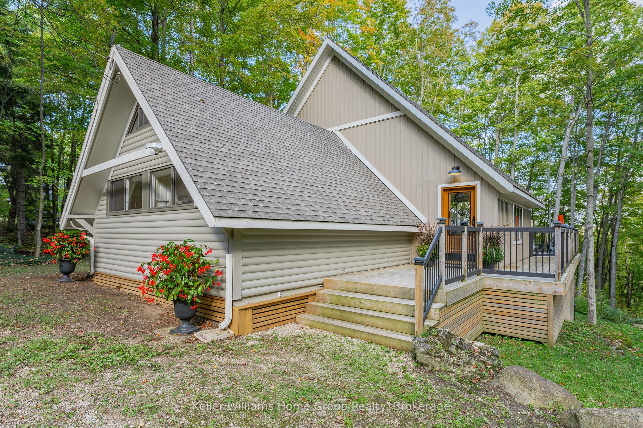 219 Bowles Bluff Road Property Photo 2