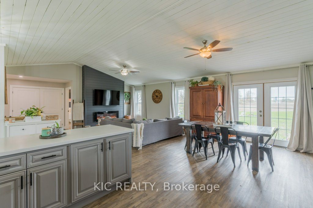 2366 Asphodel 10th Line Property Photo 12