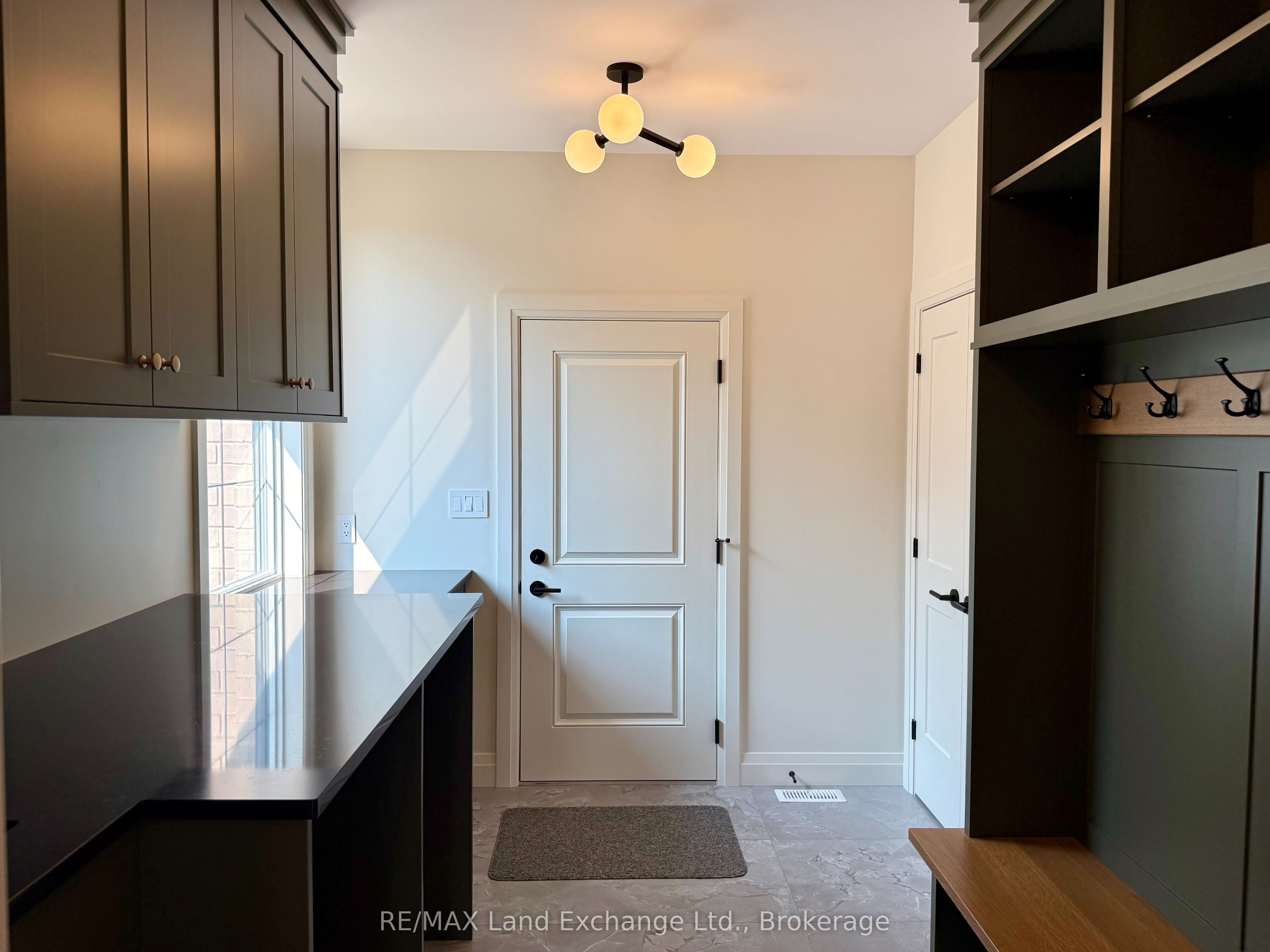 926 Bogdanovic Way Property Photo 16