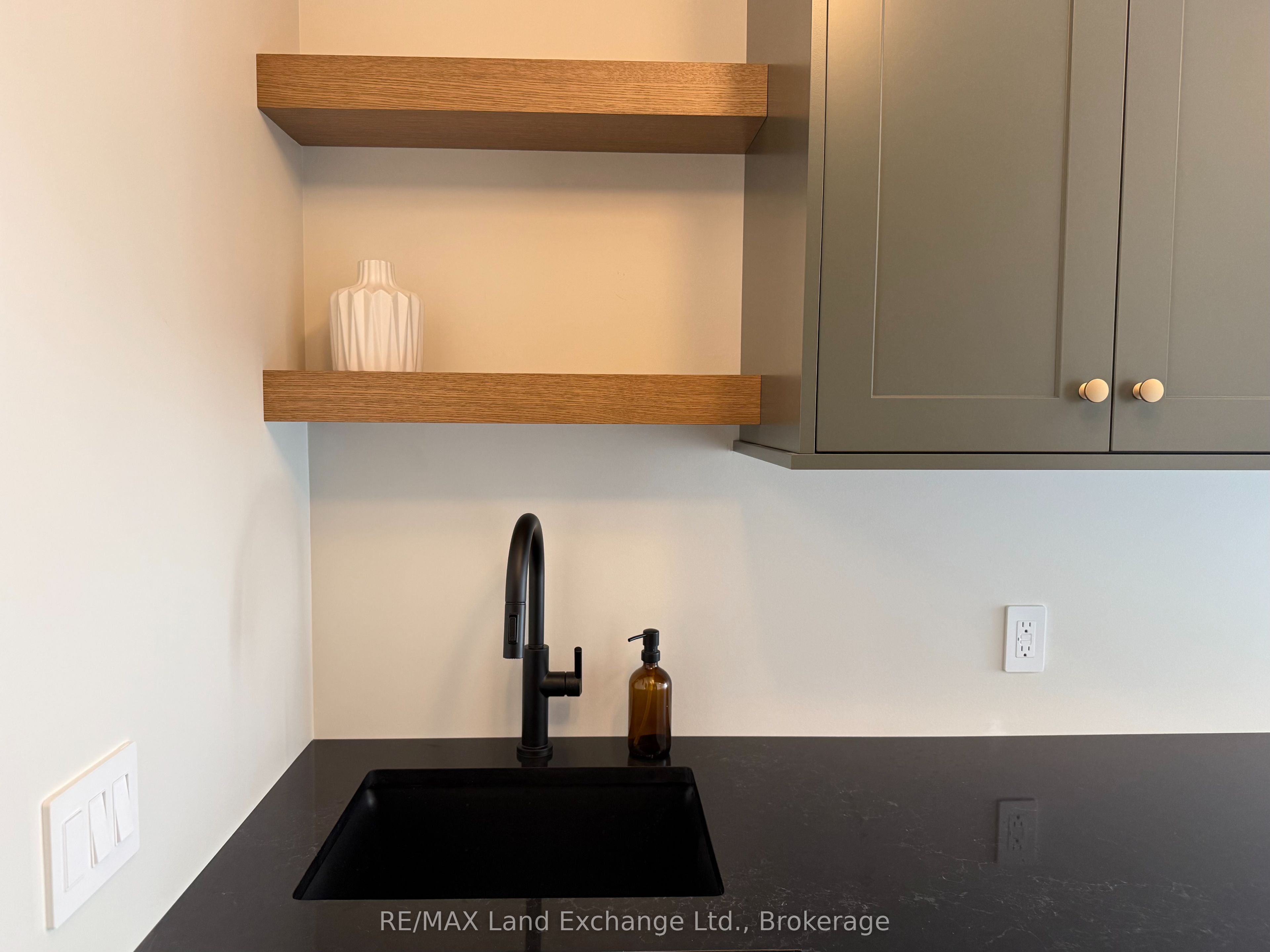926 Bogdanovic Way Property Photo 20