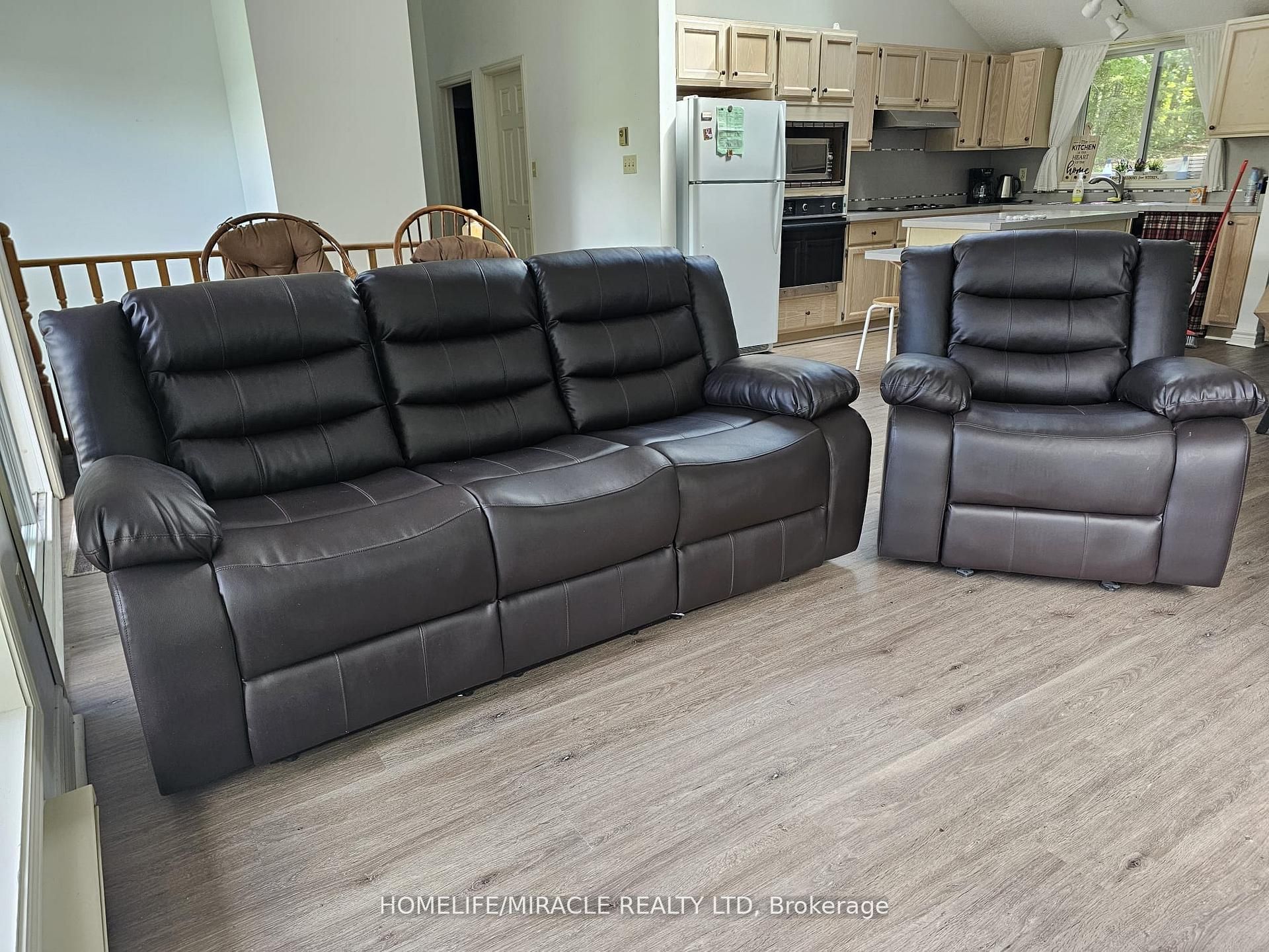 1274 Twist Lane Property Photo 5