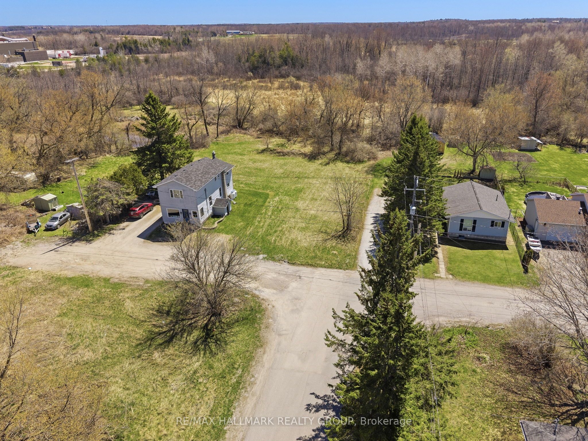 32 Brock Street N Property Photo 10