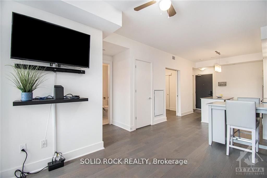 255 Bay Street 213 Property Photo 6