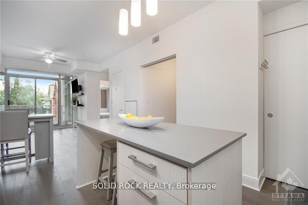 255 Bay Street 213 Property Photo 7