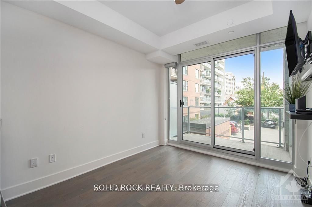 255 Bay Street 213 Property Photo 9