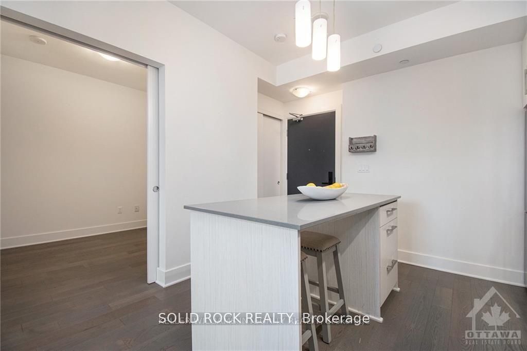 255 Bay Street 213 Property Photo 15