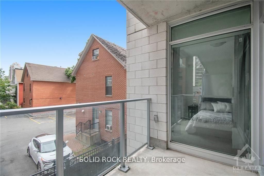 255 Bay Street 213 Property Photo 17