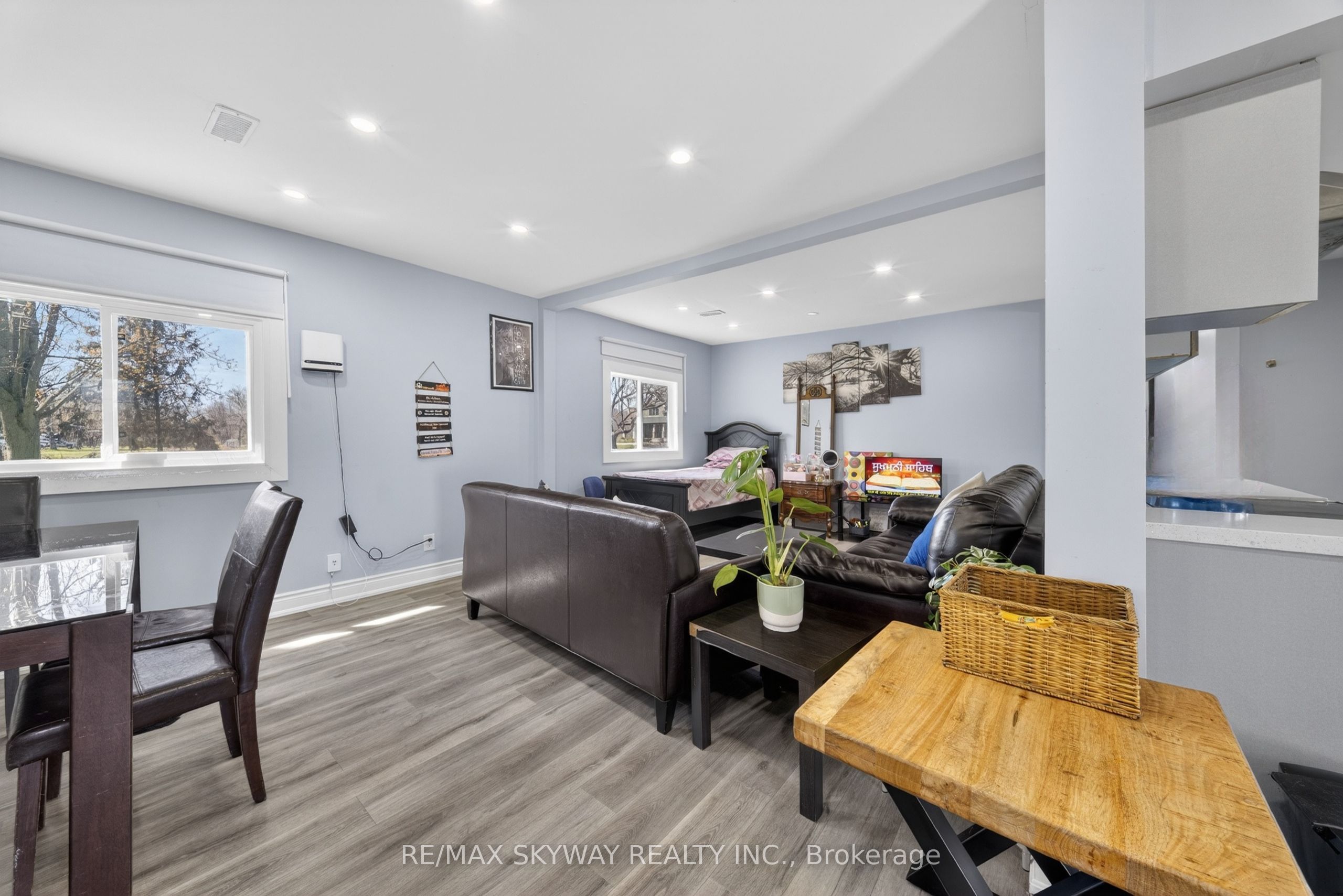 53263 Winger Road E Property Photo 19