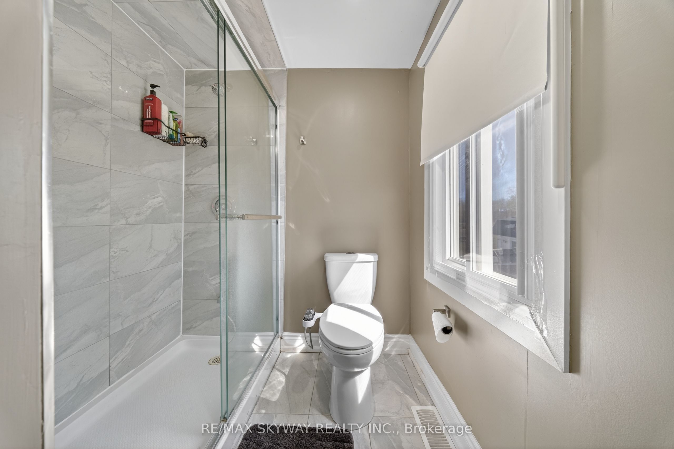 53263 Winger Road E Property Photo 28