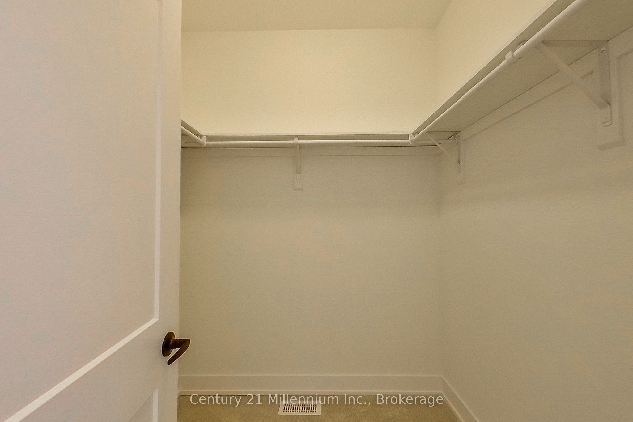 310 Telford Trail Property Photo 24