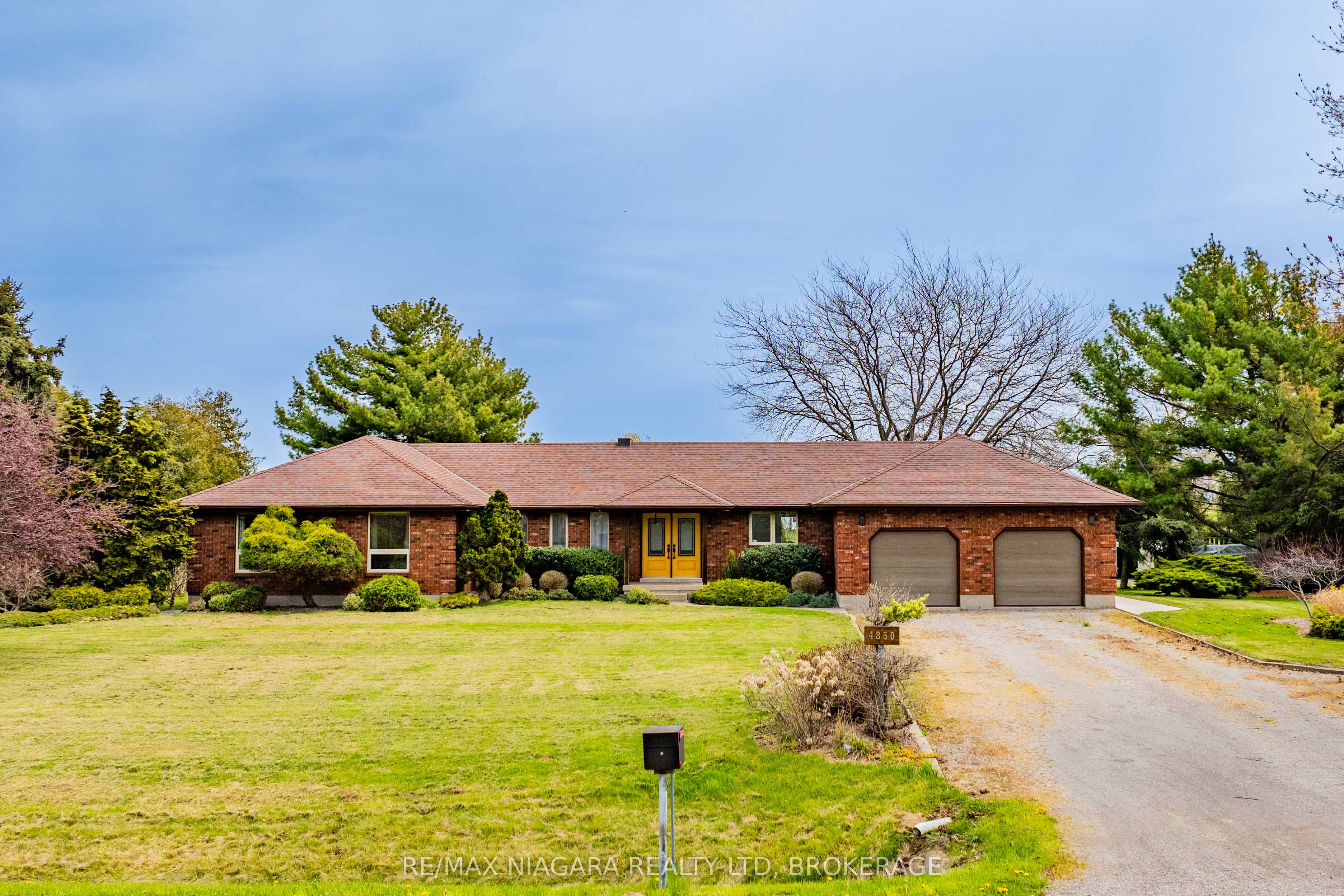4850 Mountainview Road Property Photo 1