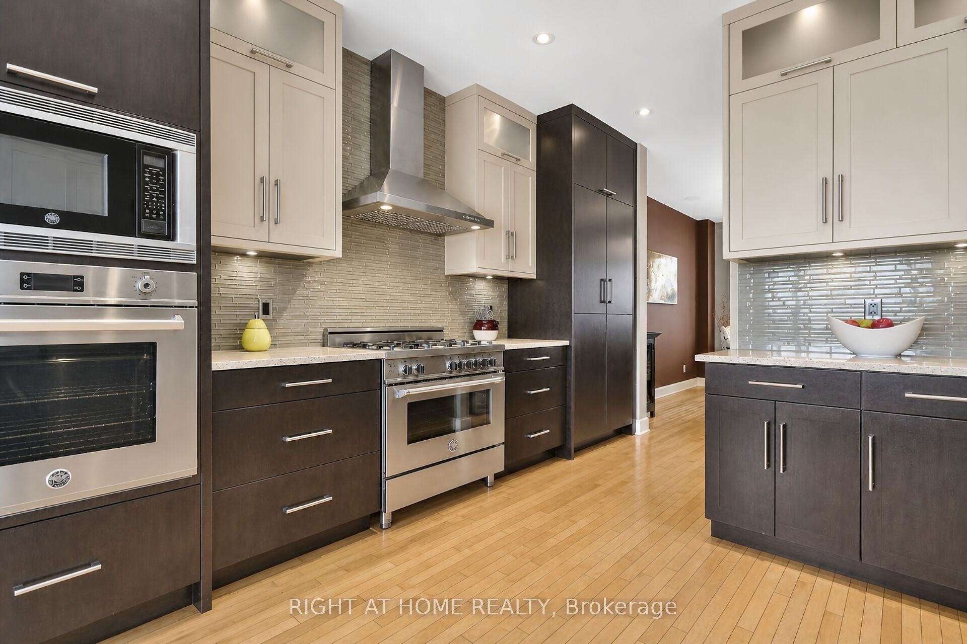 105 Ravenview Way Property Photo 7