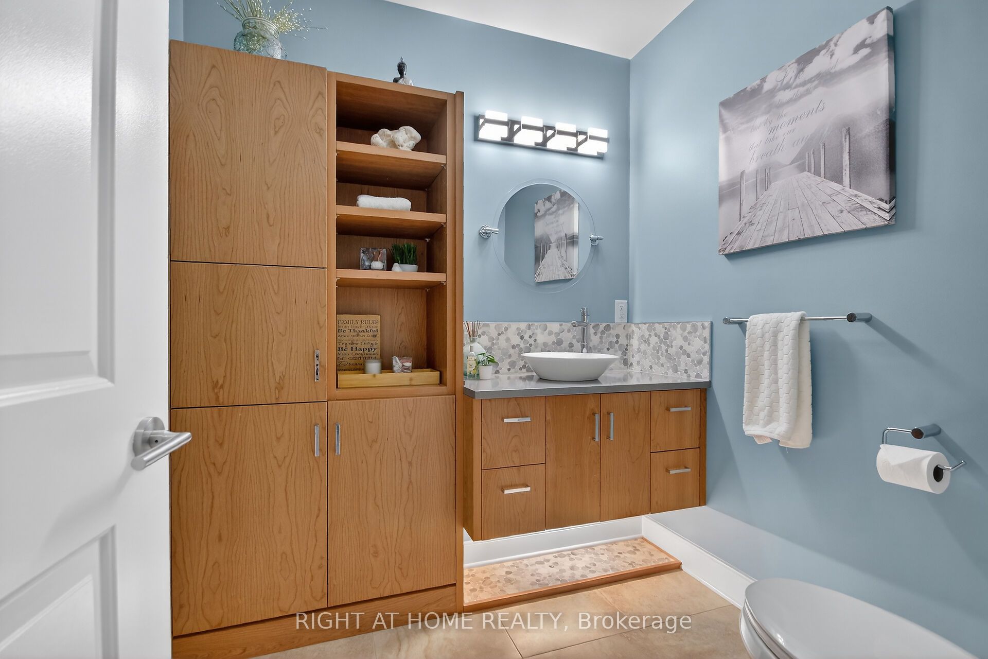 105 Ravenview Way Property Photo 16