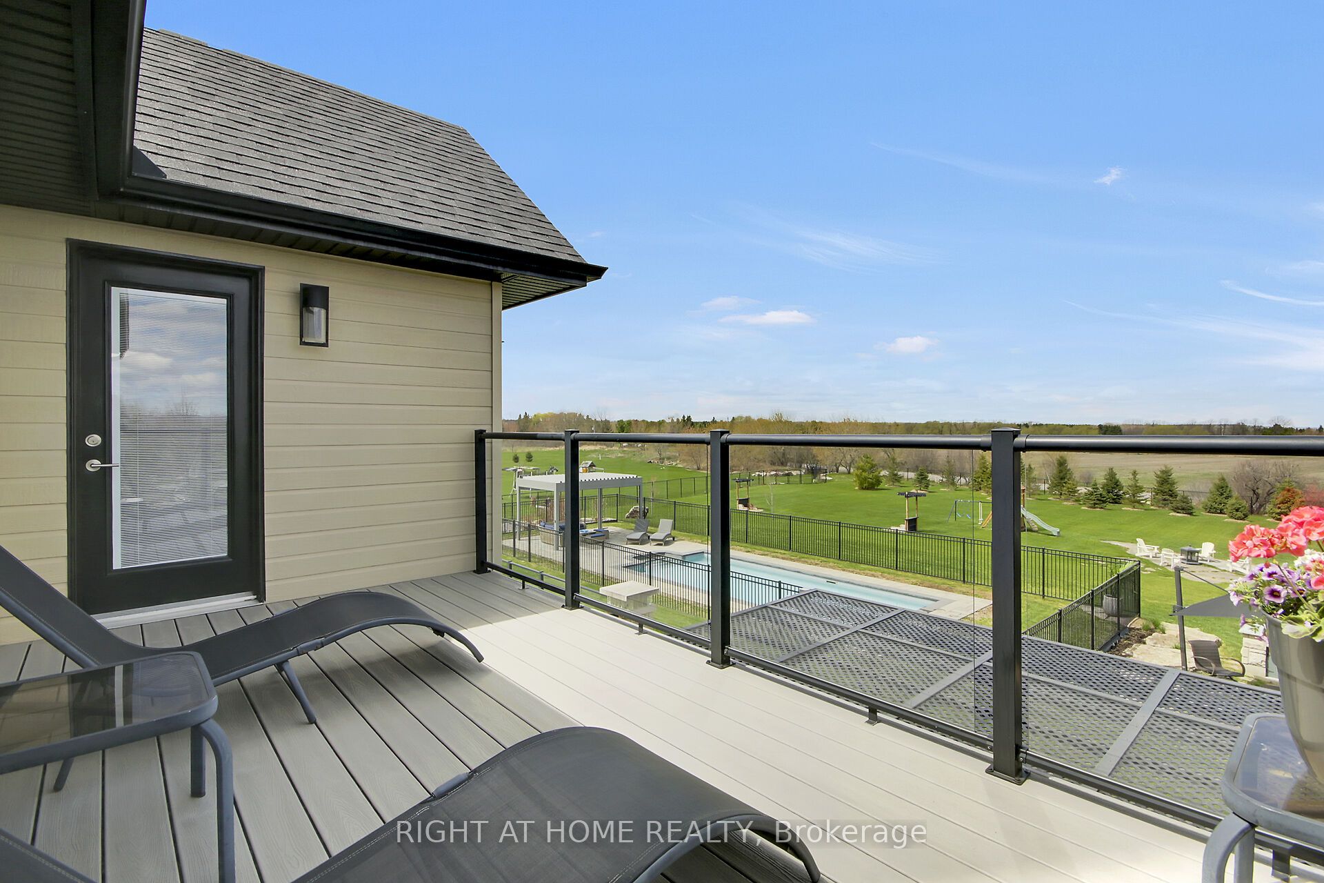 105 Ravenview Way Property Photo 26