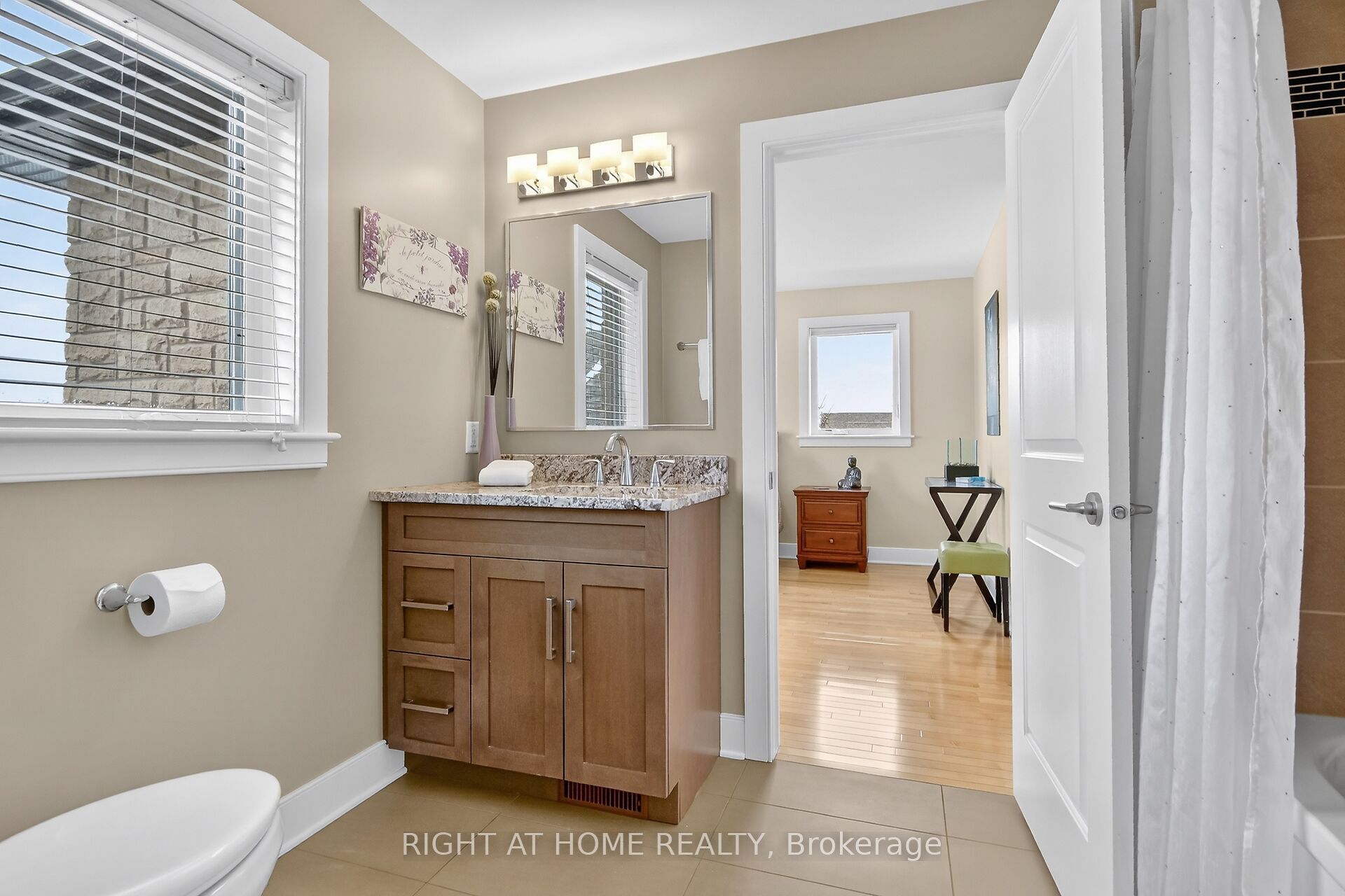 105 Ravenview Way Property Photo 30