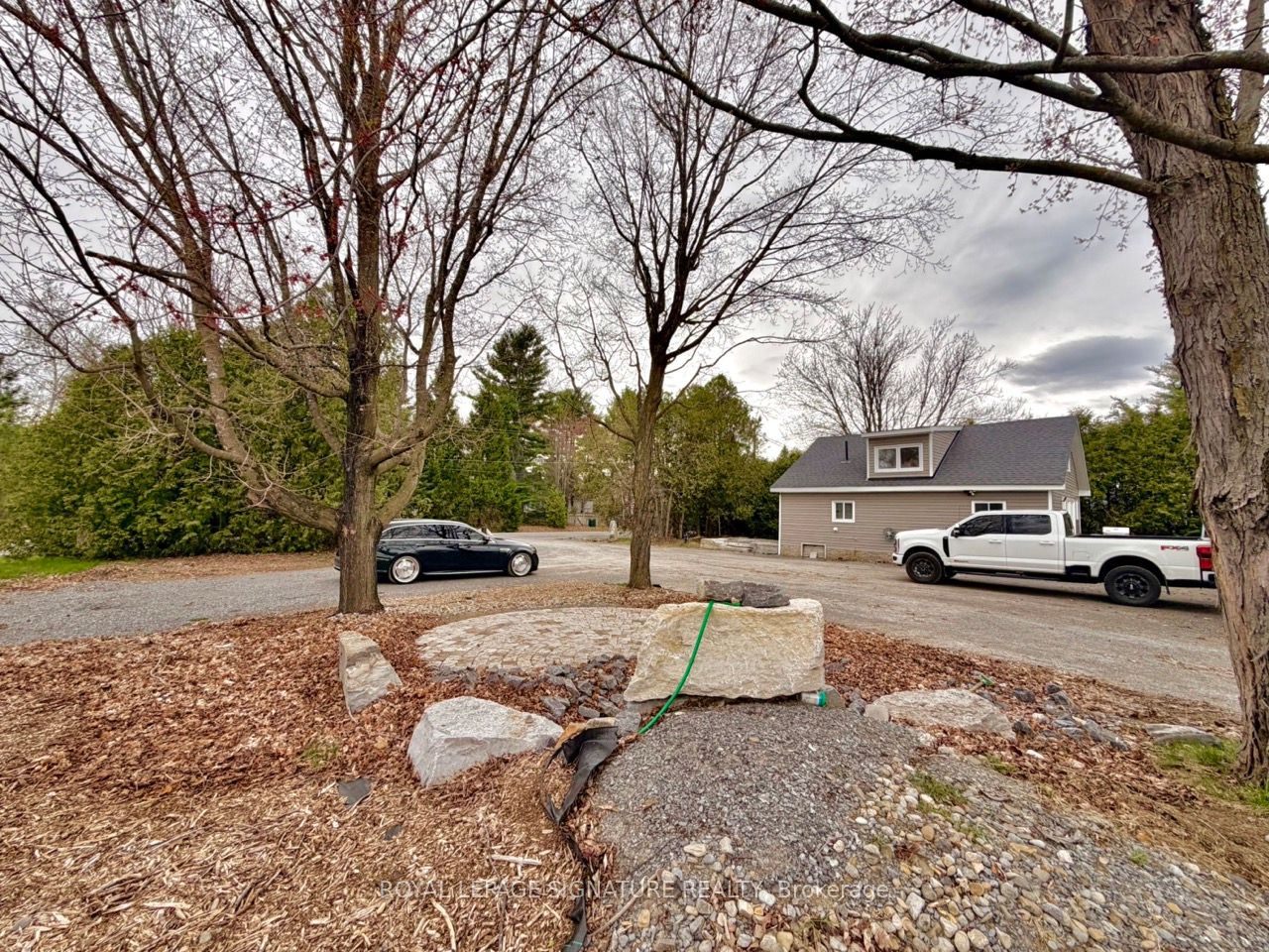 3201 Gordon Murdock Road Property Photo 5