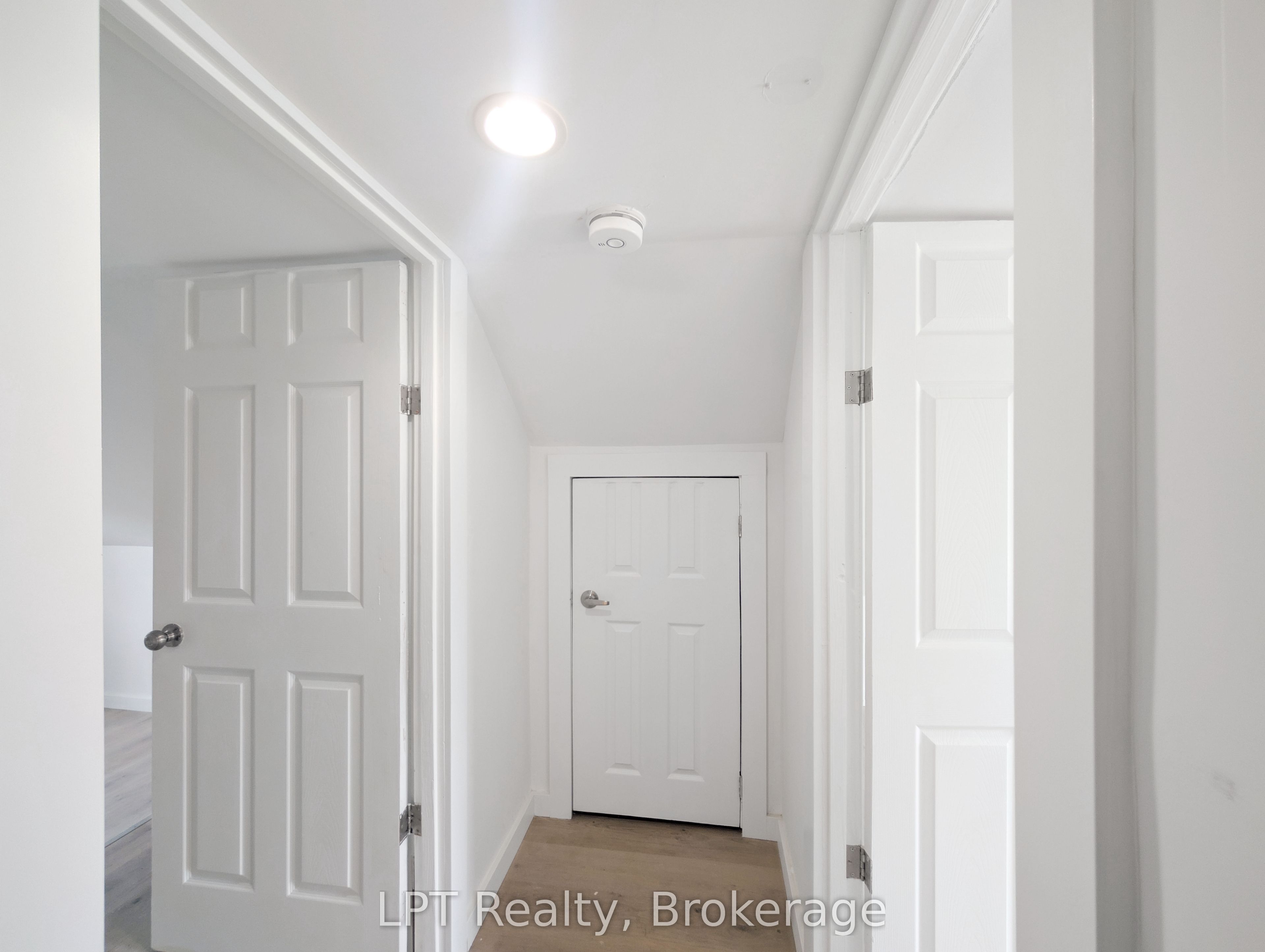 163 Garafraxa Street Property Photo 20