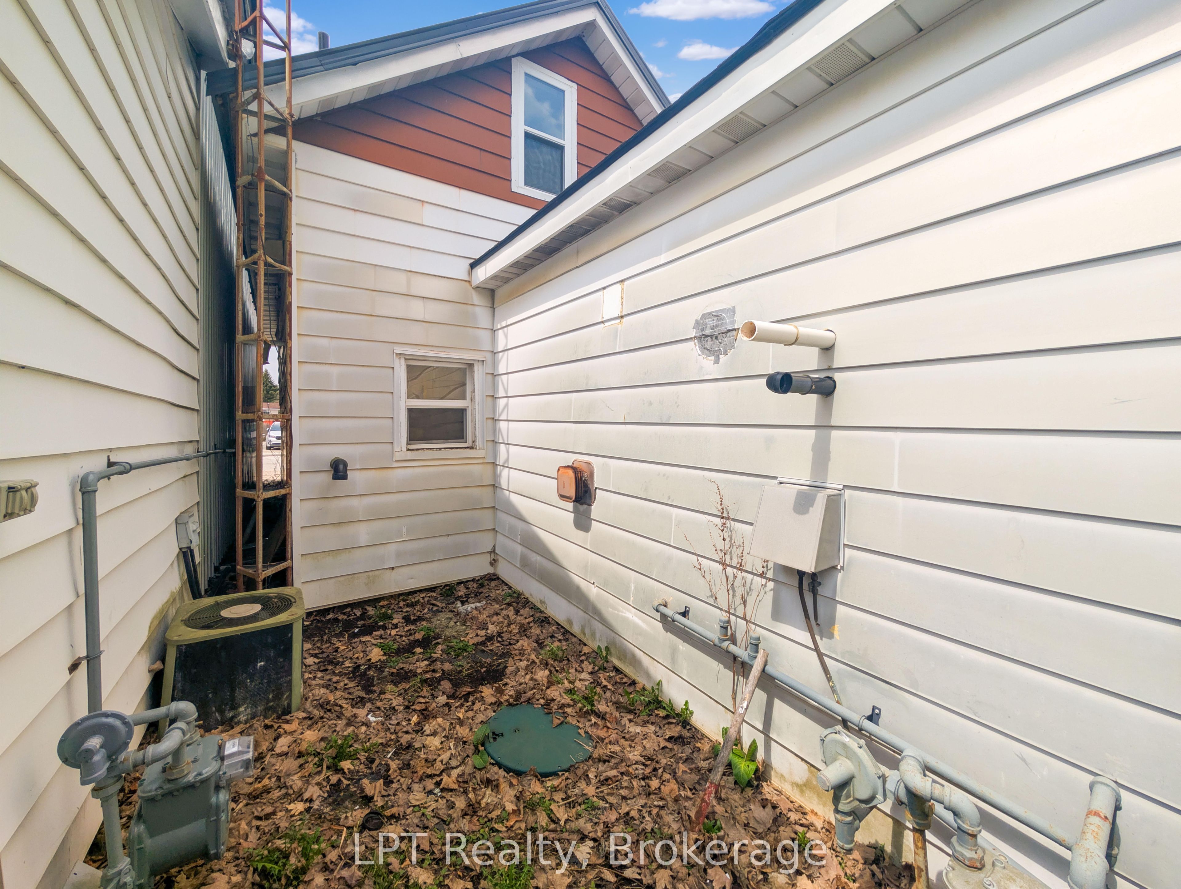 163 Garafraxa Street Property Photo 31