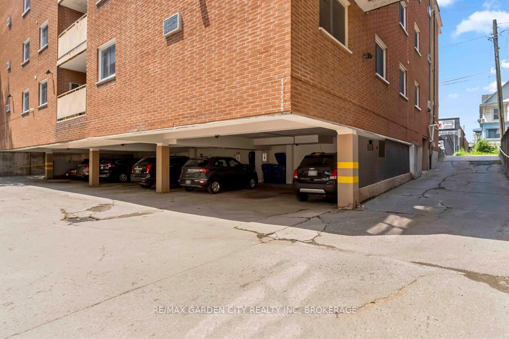 4692 Crysler Avenue 202 Property Photo 25
