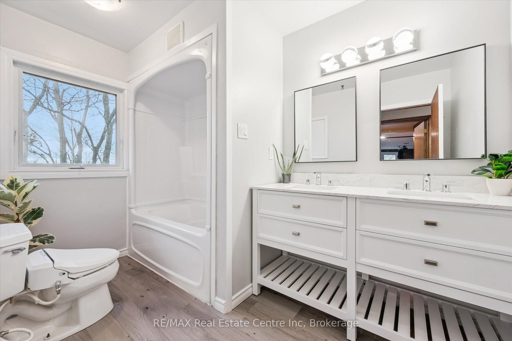 500 Watson Parkway S Property Photo 17