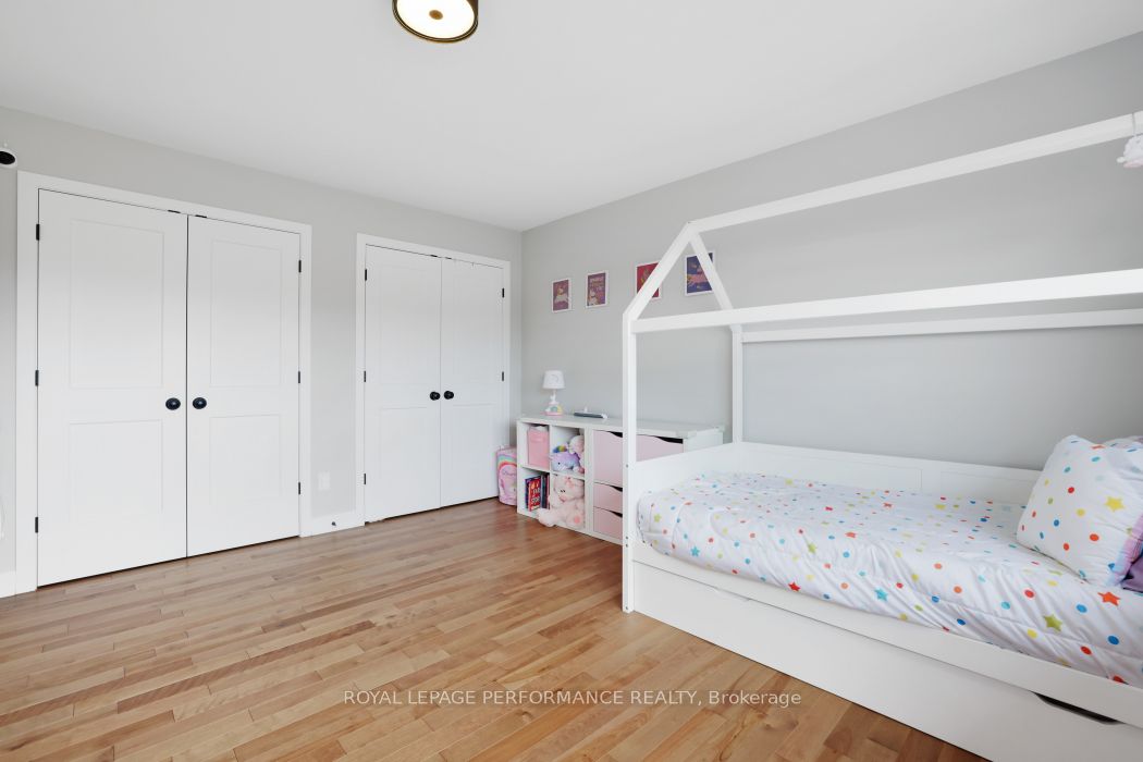 541 Barrage Street Property Photo 29
